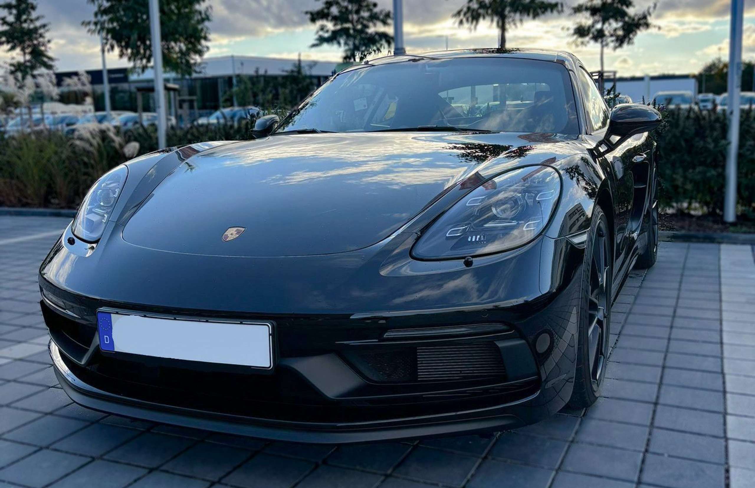 Porsche - Cayman