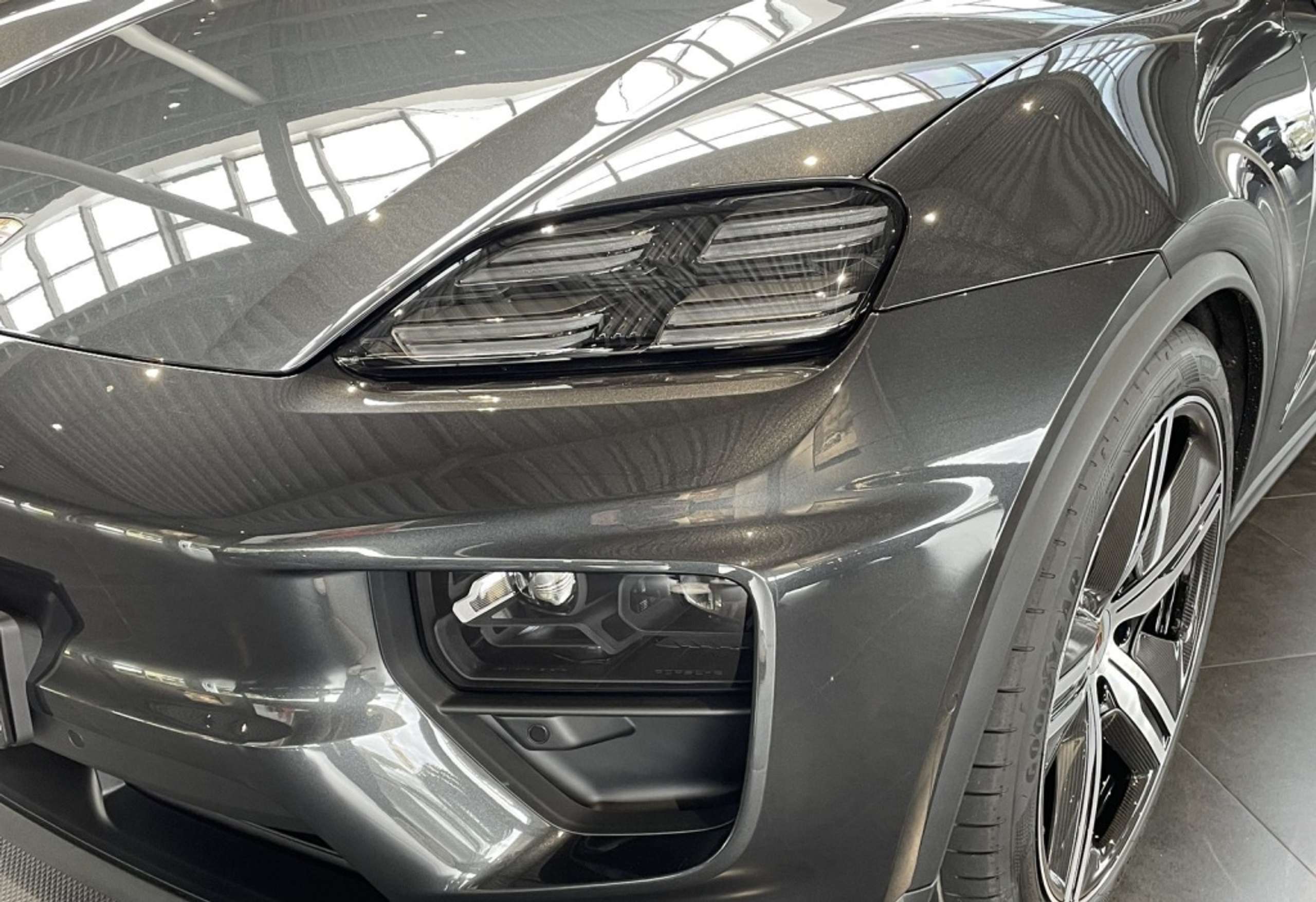 Porsche - Macan