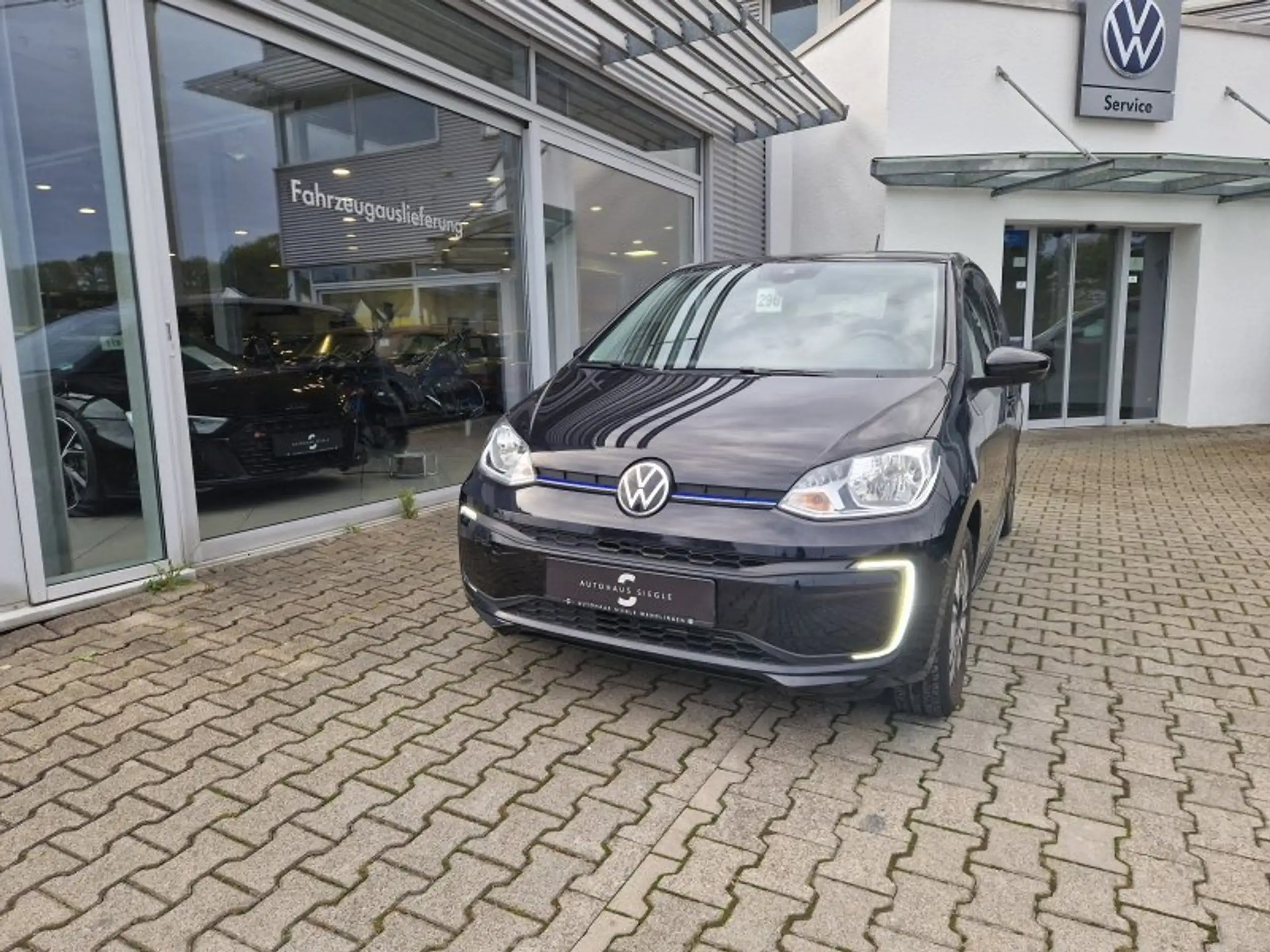 Volkswagen - e-up!