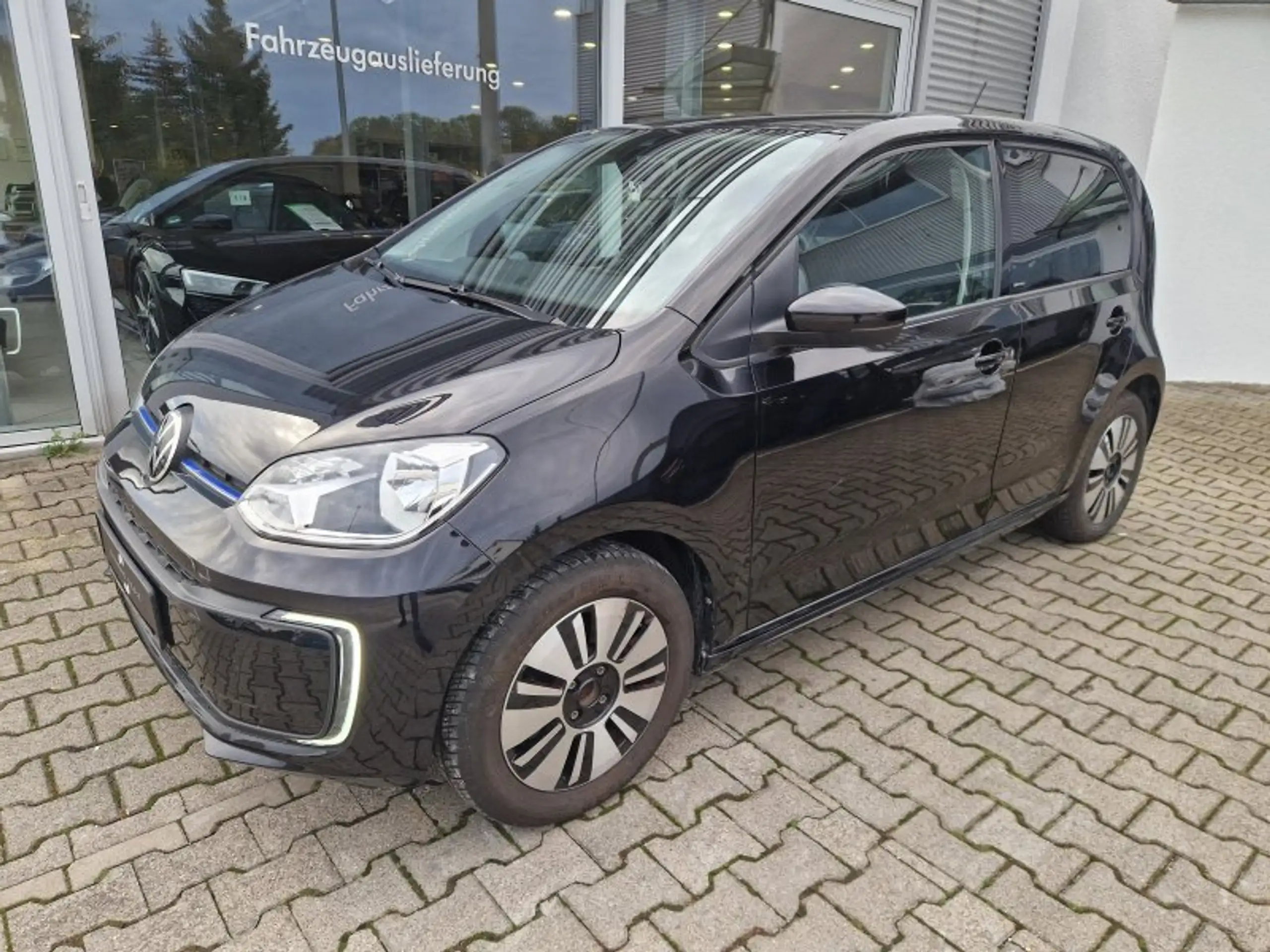 Volkswagen - e-up!