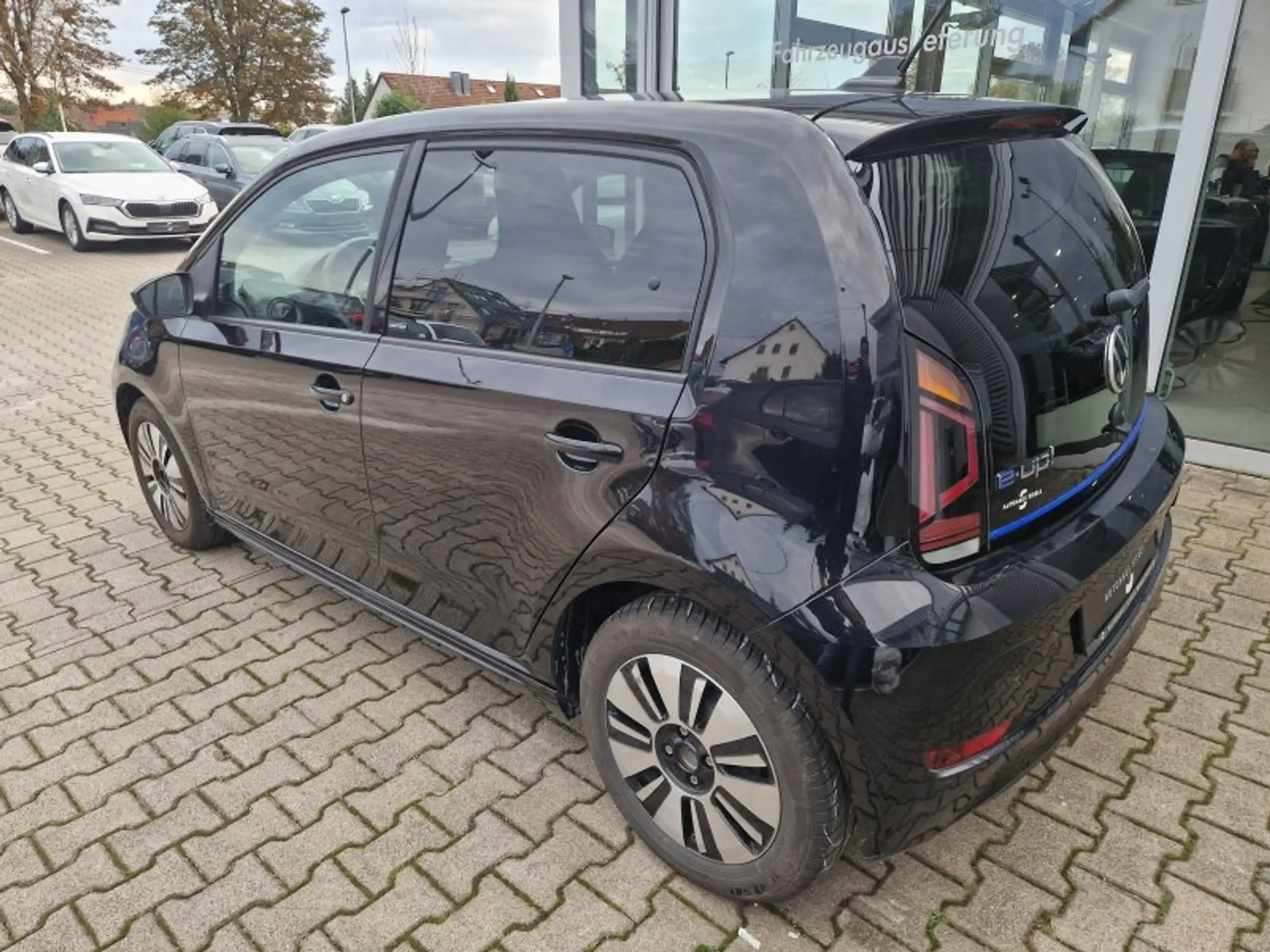 Volkswagen - e-up!