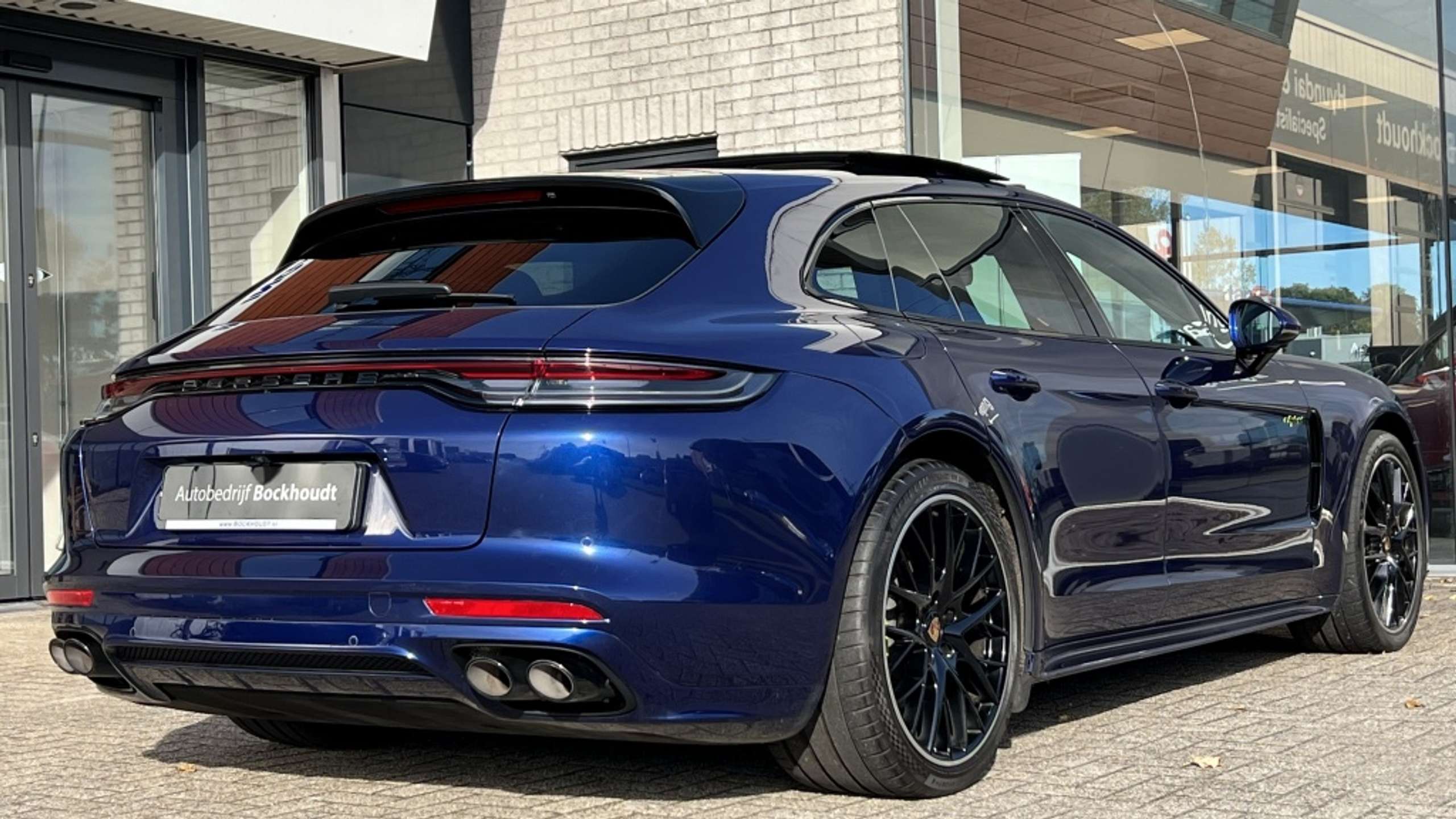 Porsche - Panamera