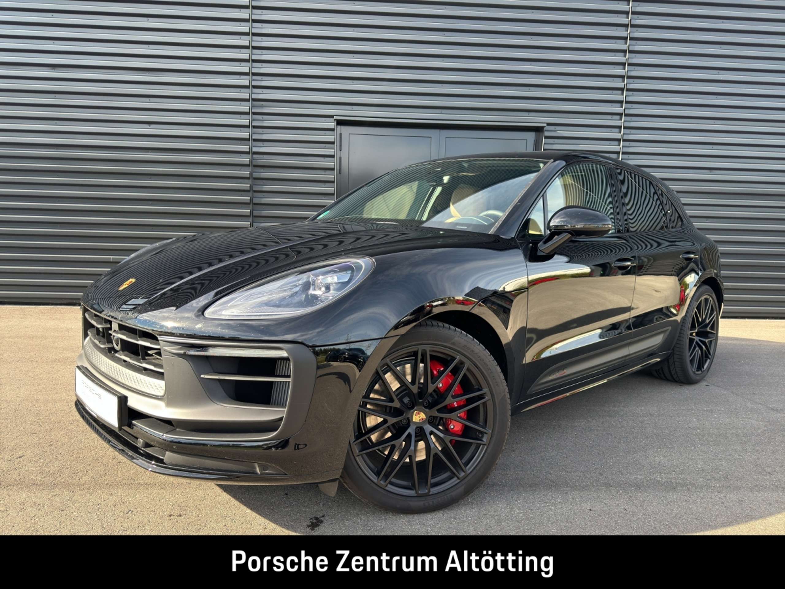 Porsche - Macan