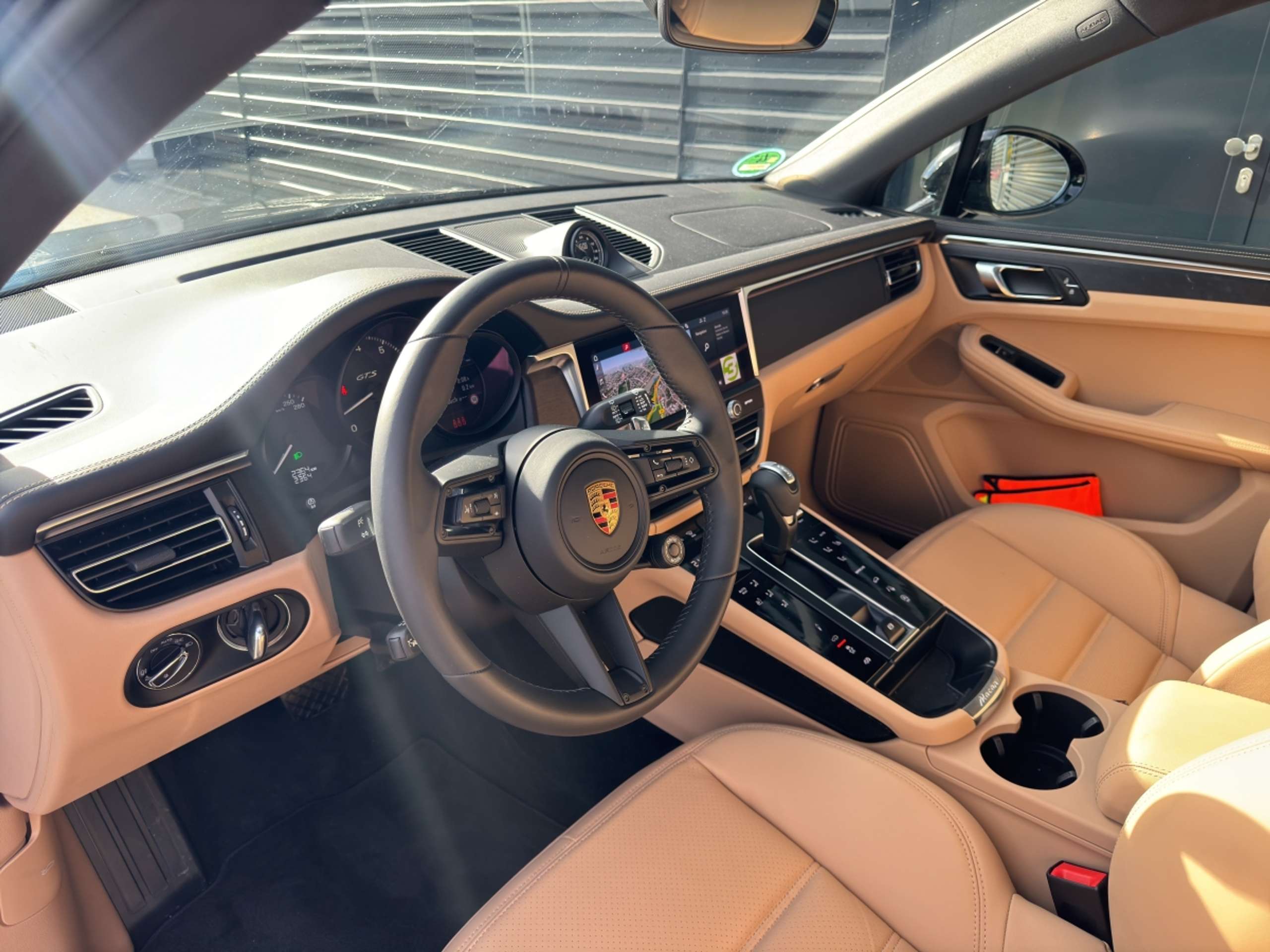 Porsche - Macan