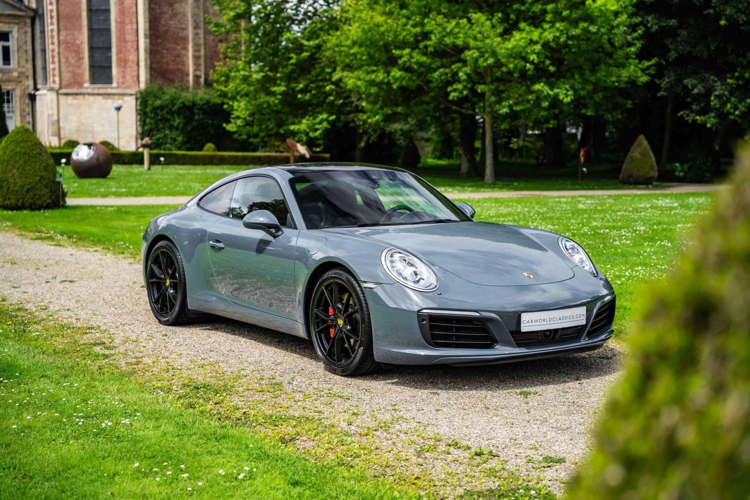 Porsche - 991