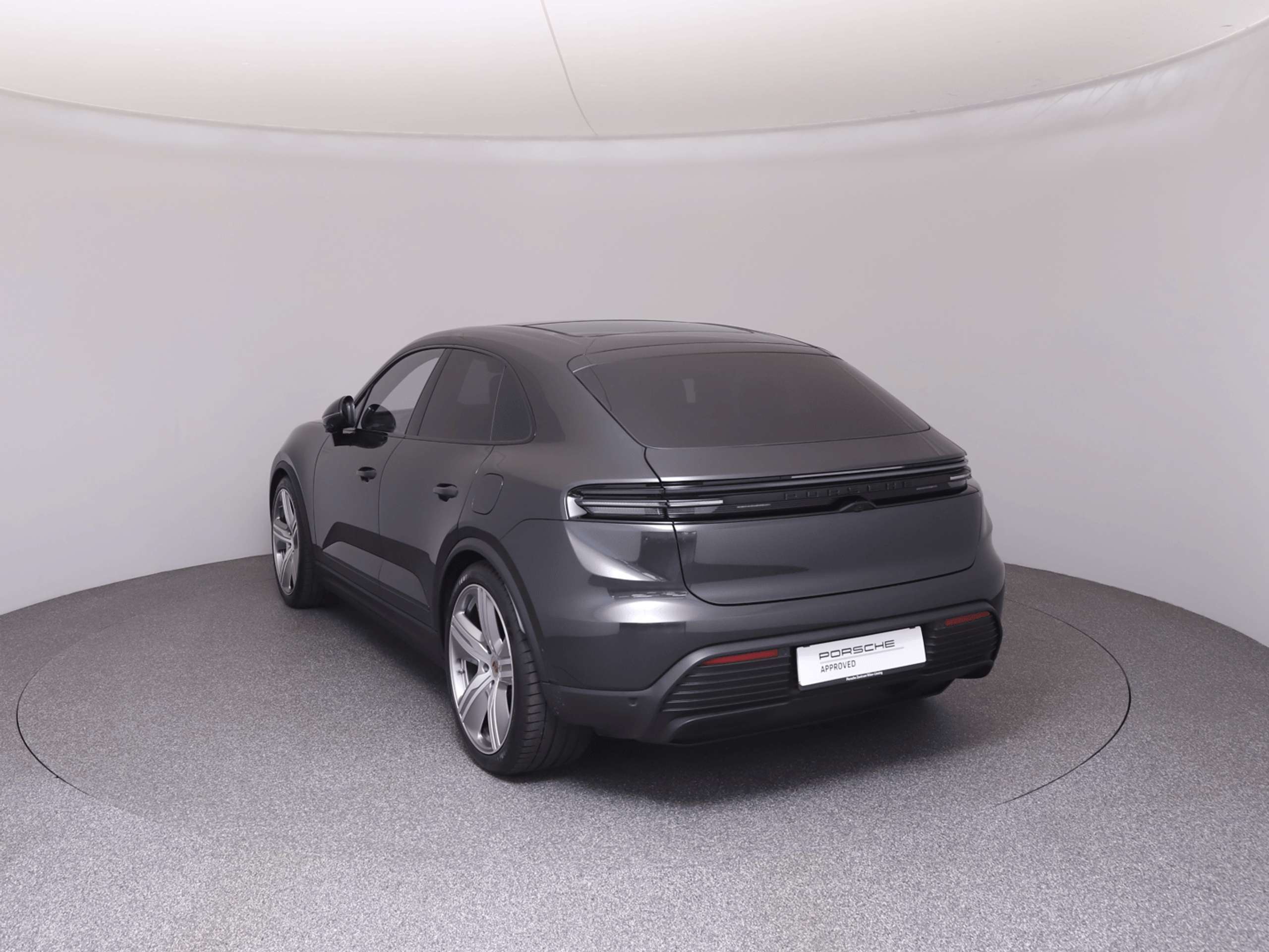 Porsche - Macan