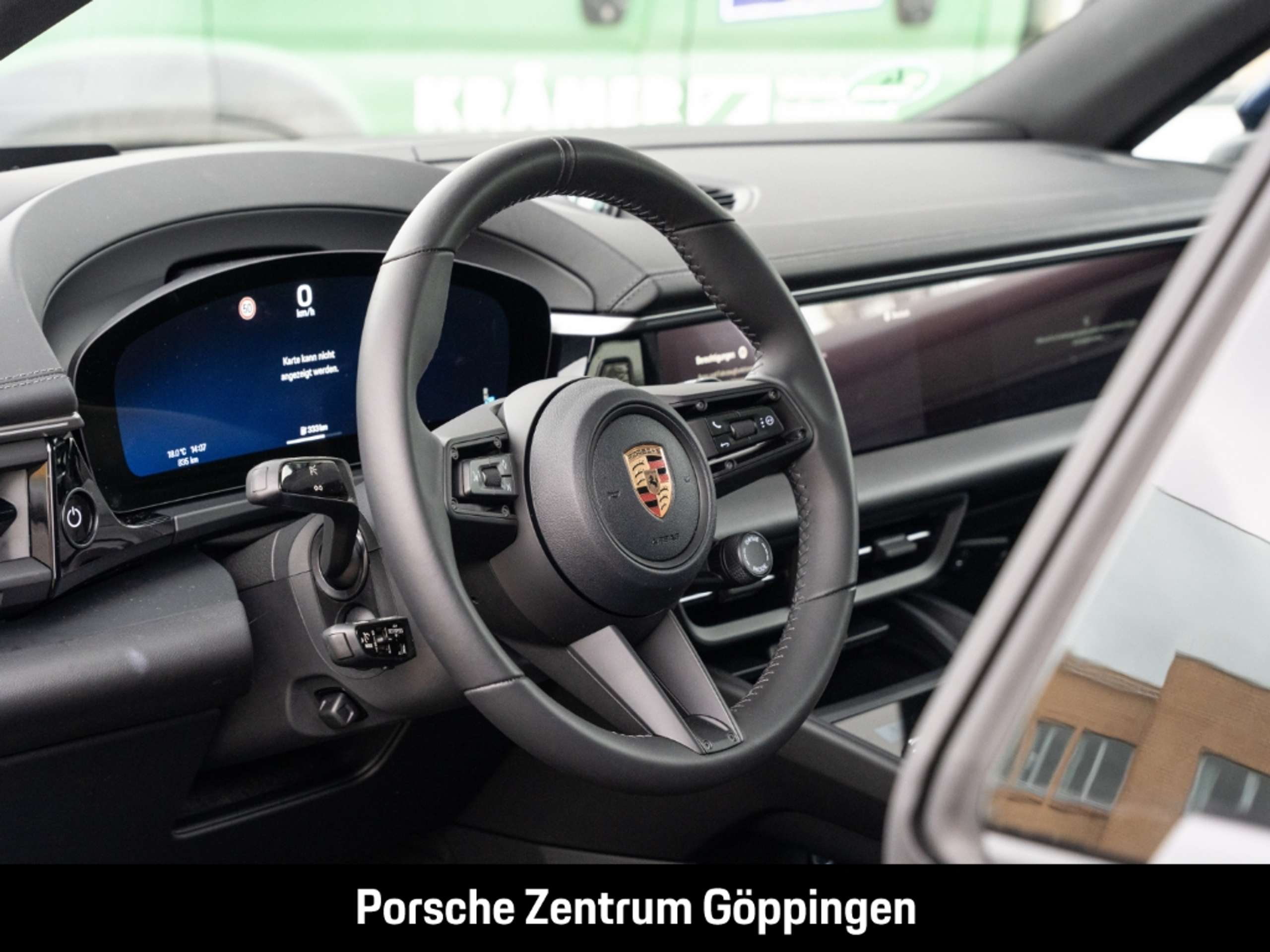 Porsche - Macan