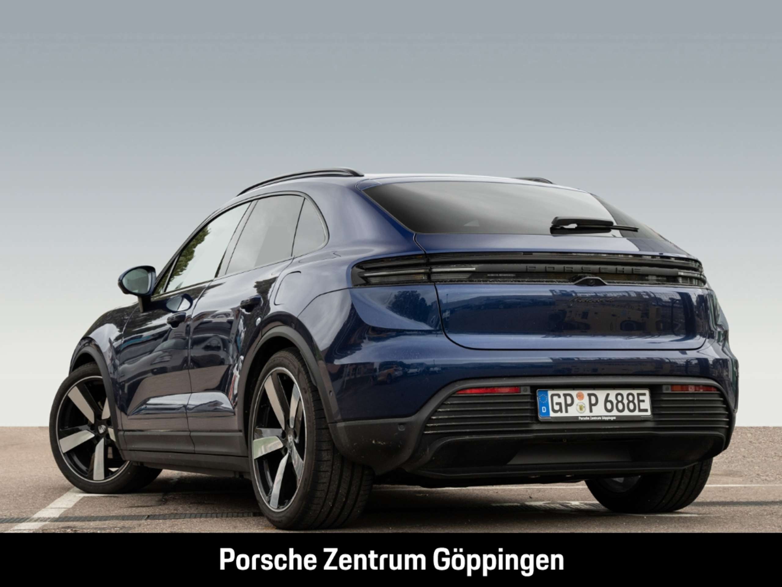 Porsche - Macan