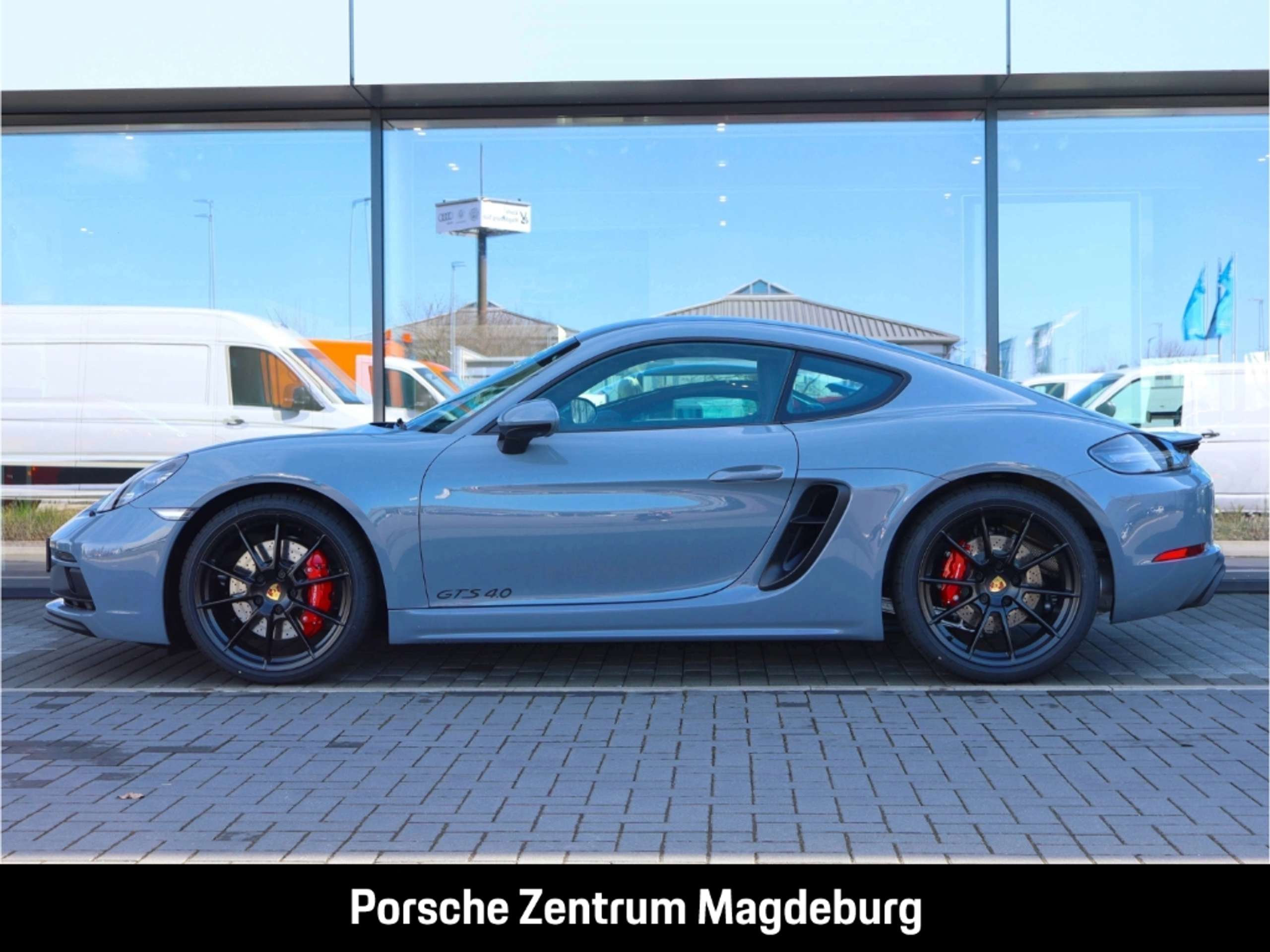 Porsche - Cayman