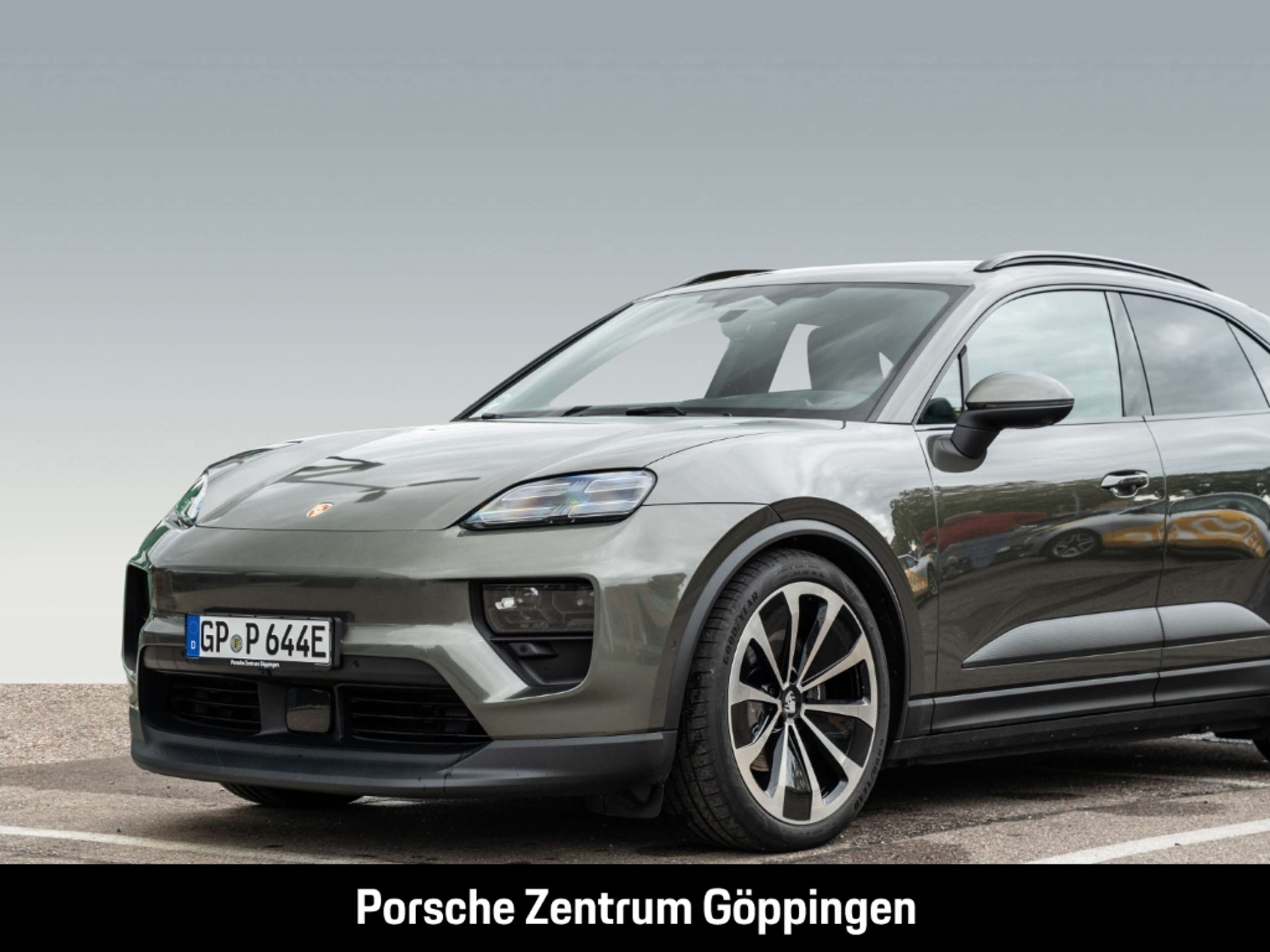 Porsche - Macan