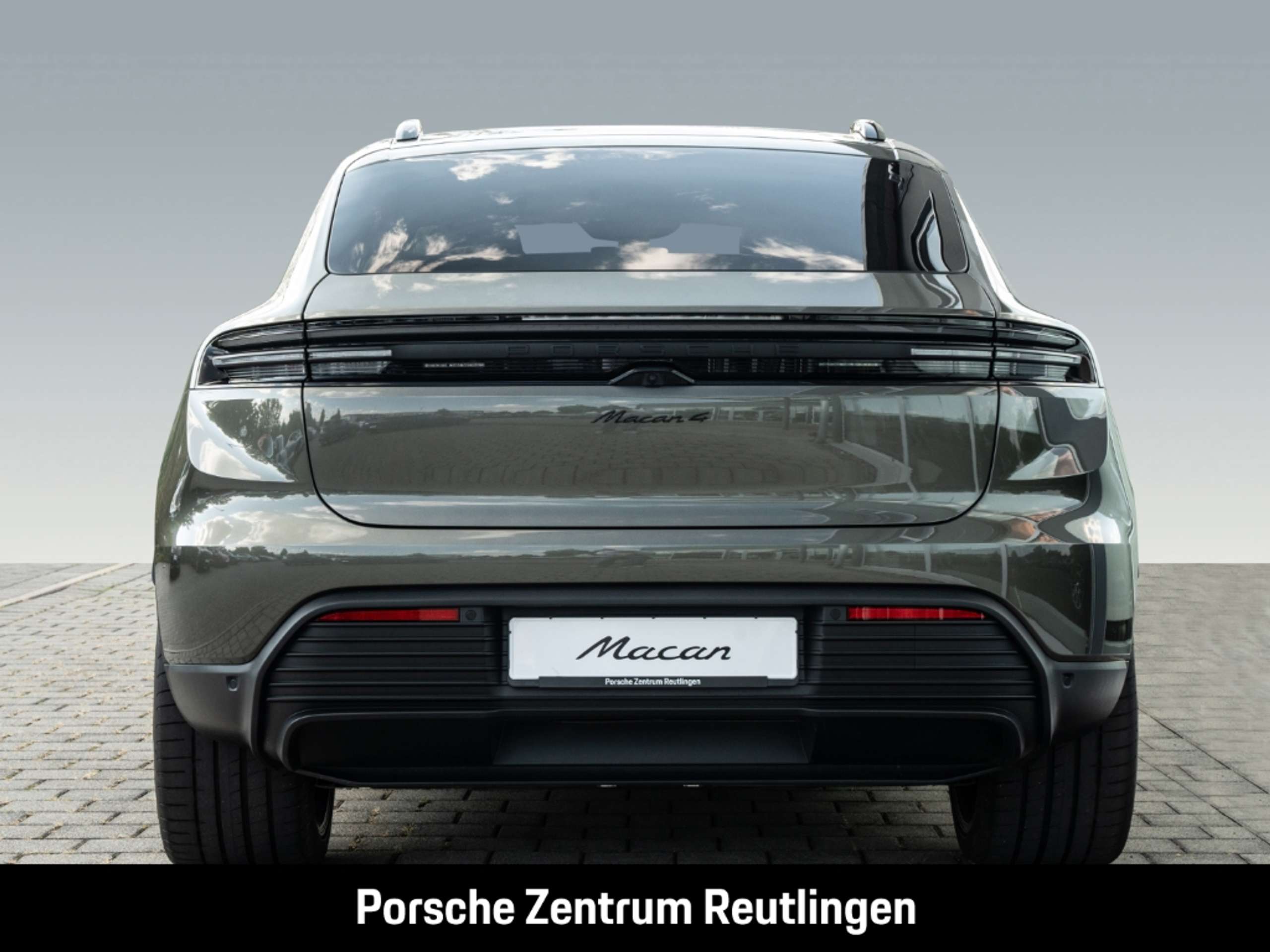 Porsche - Macan