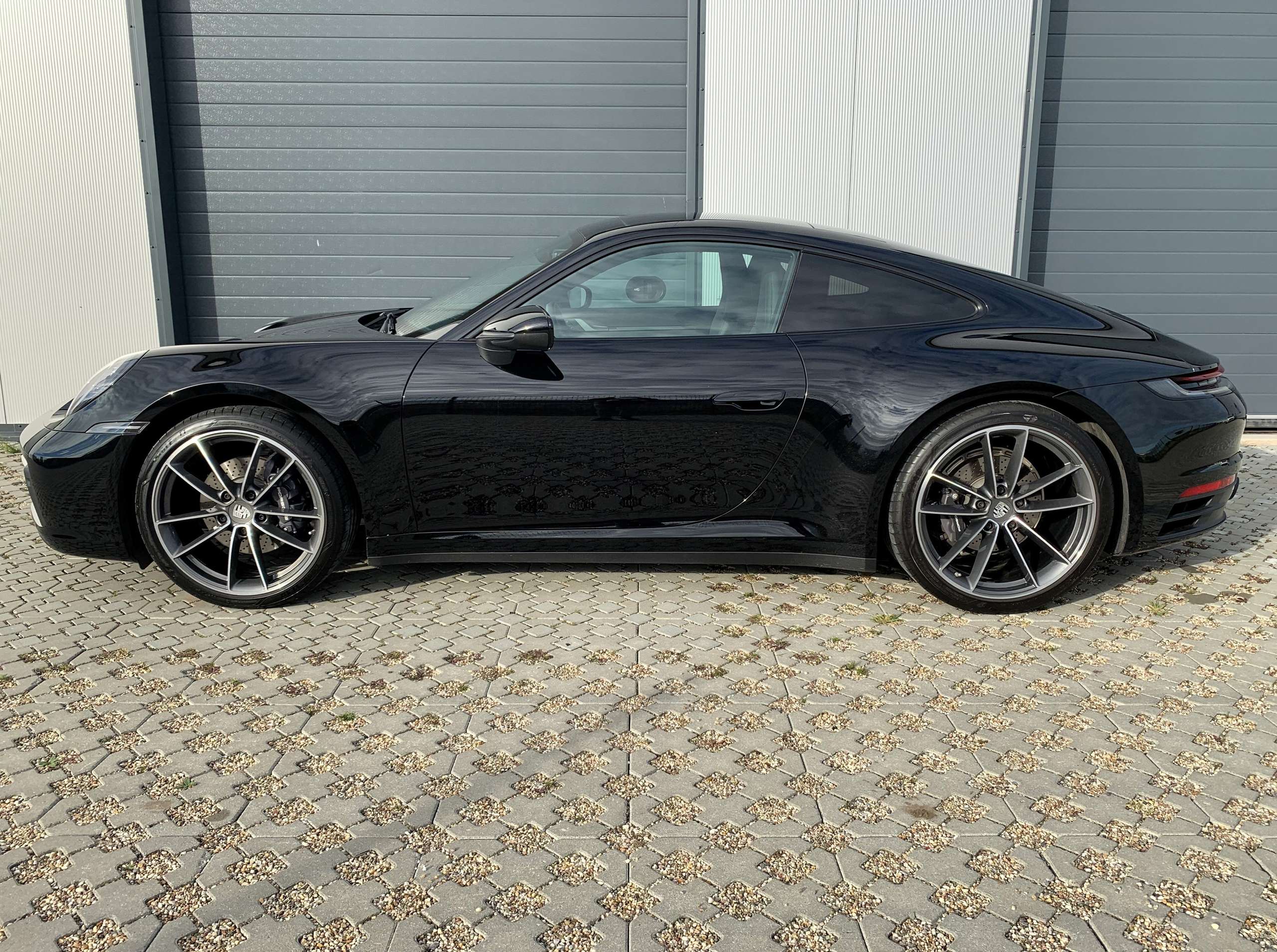 Porsche - 911