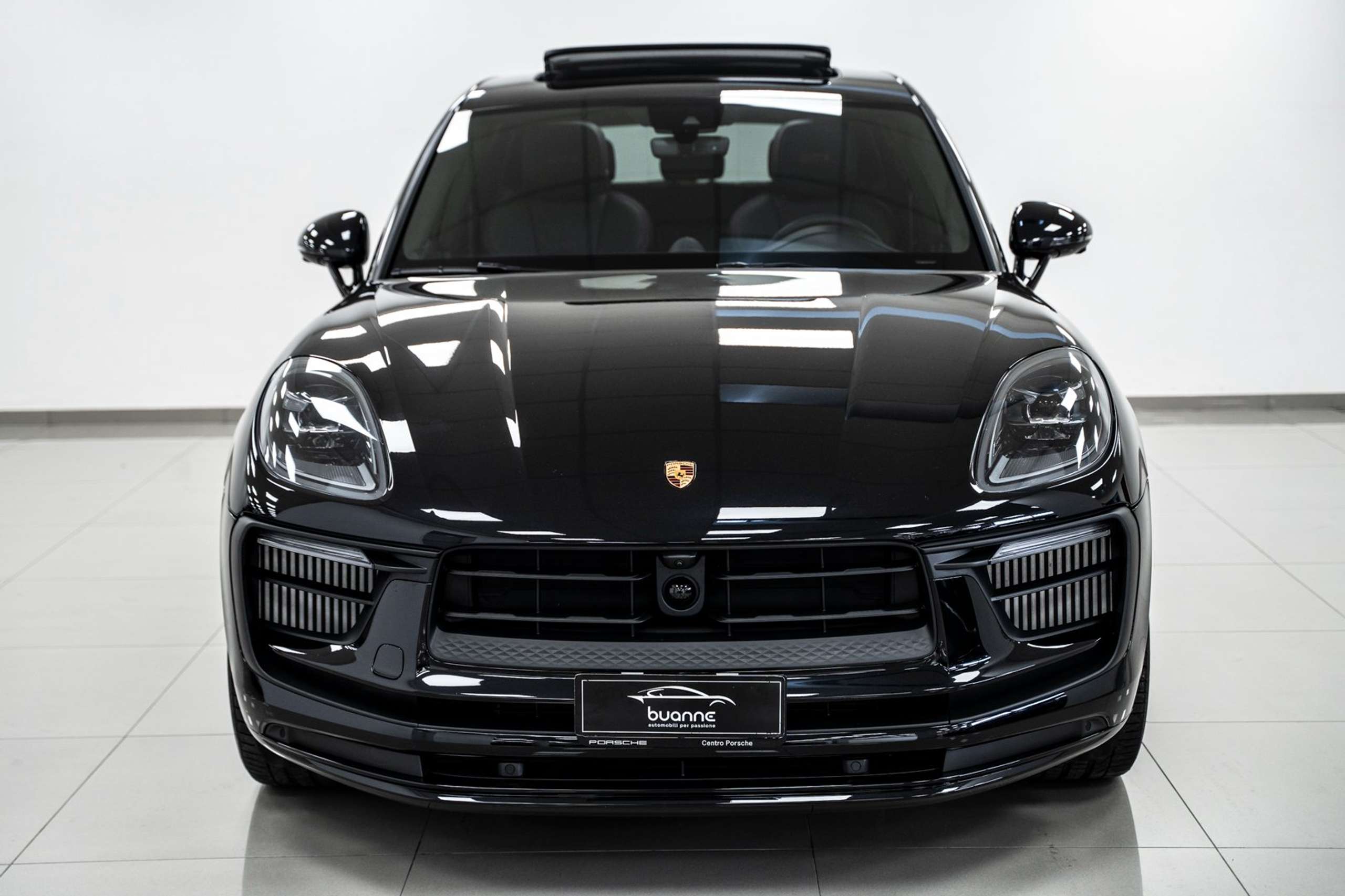 Porsche - Macan