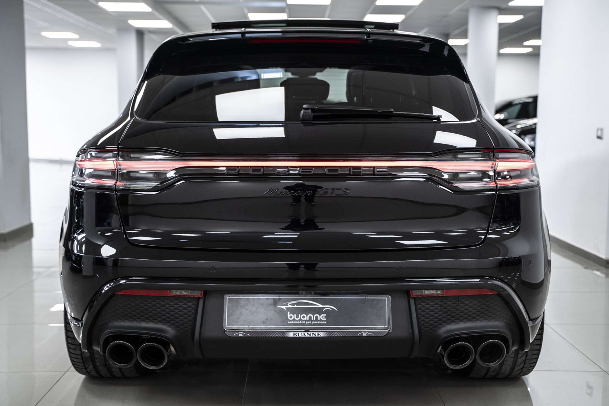 Porsche - Macan