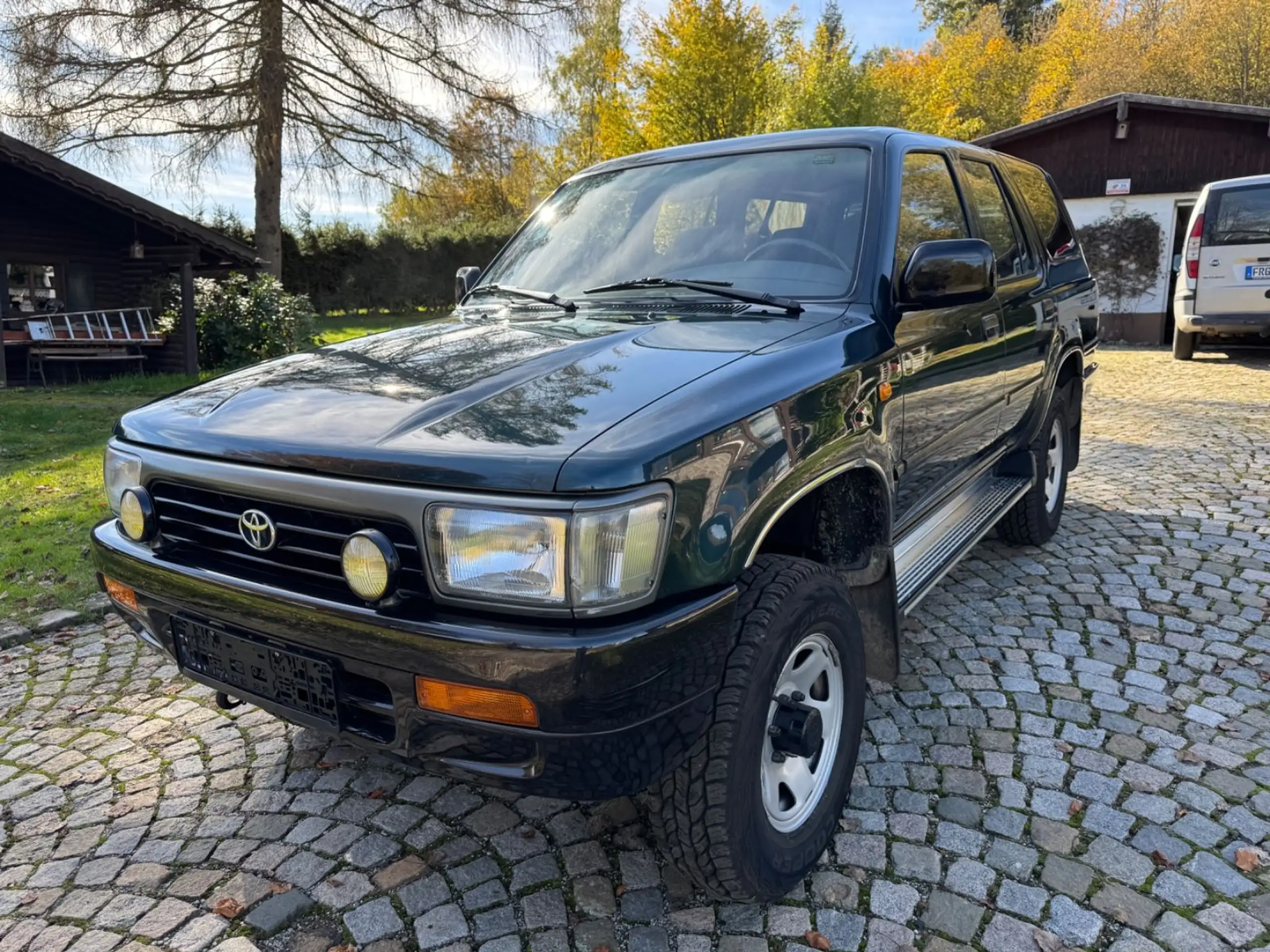 Toyota - 4-Runner