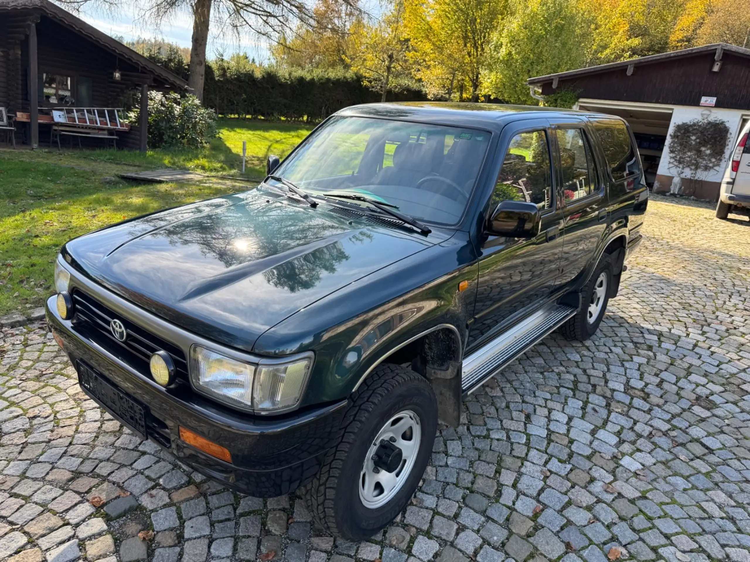 Toyota - 4-Runner