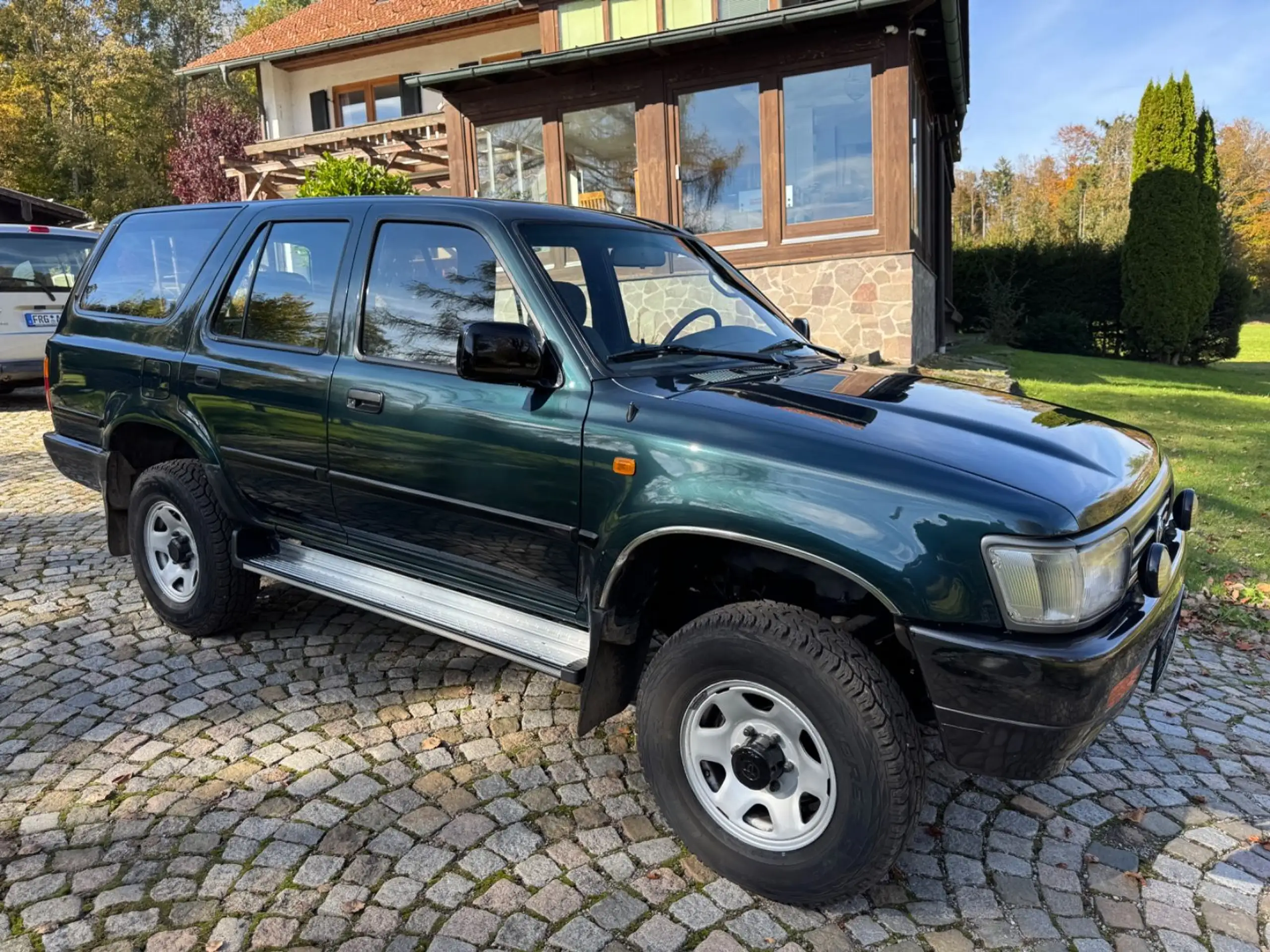 Toyota - 4-Runner