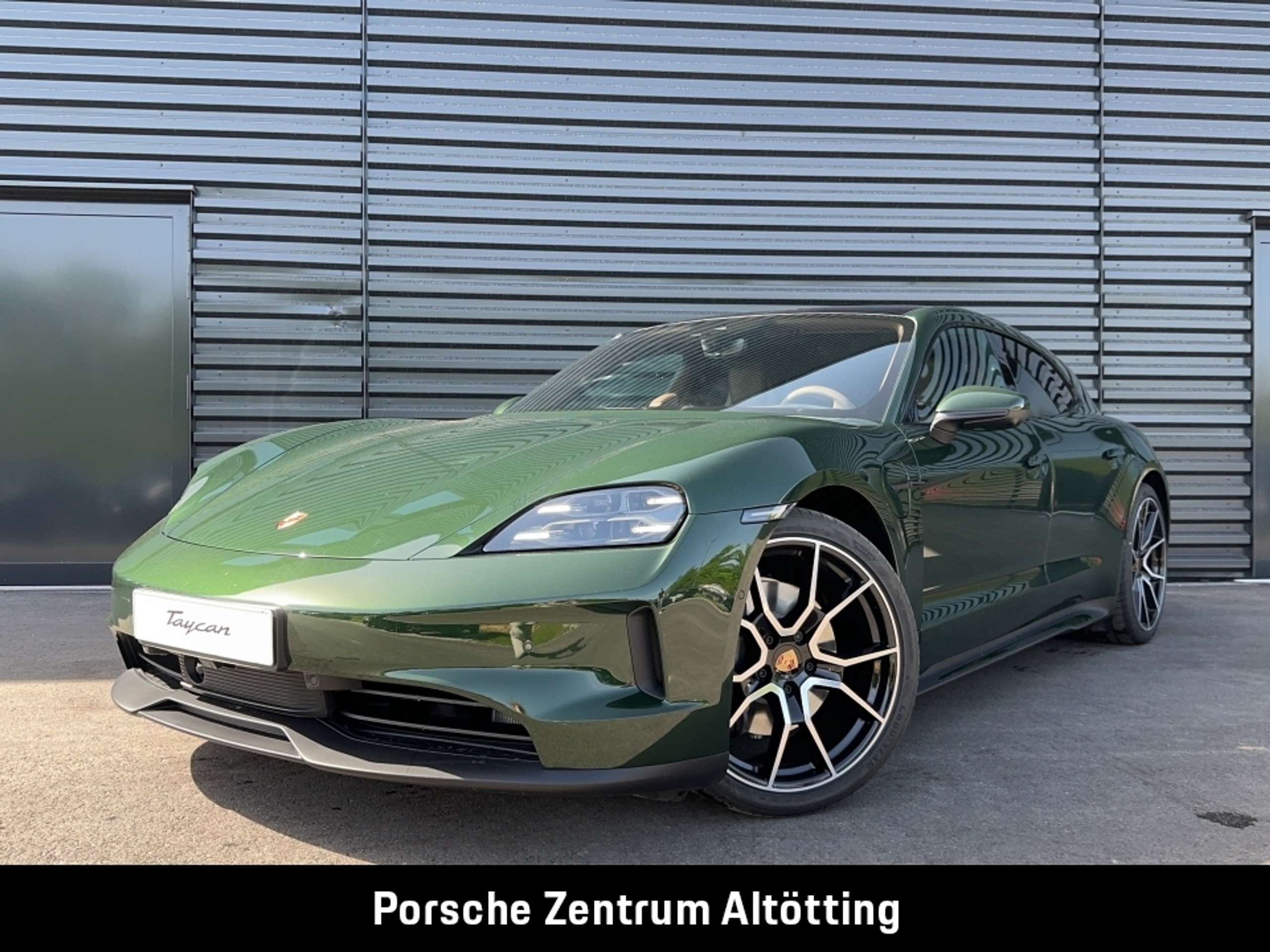 Porsche Taycan 2024