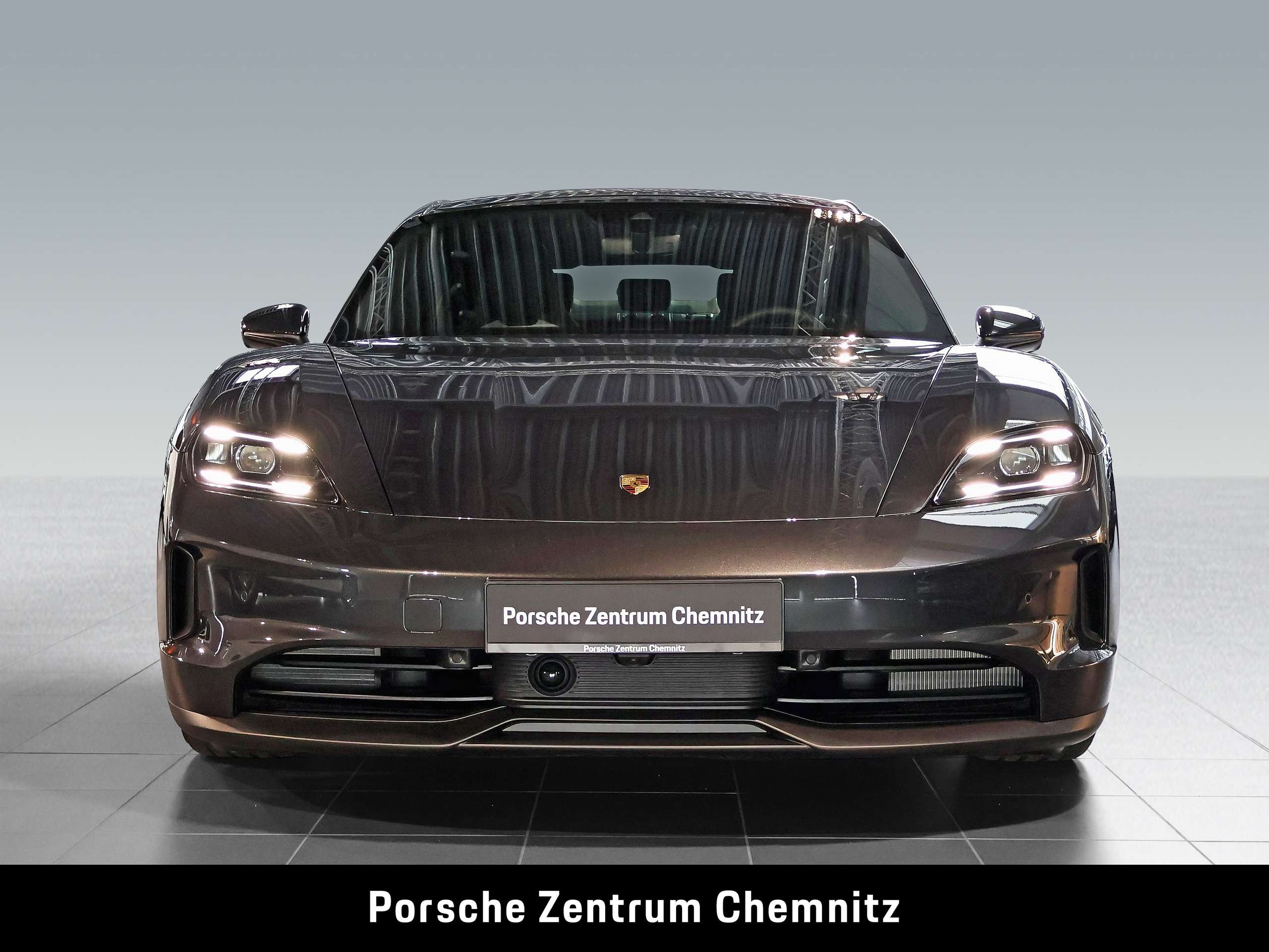 Porsche - Taycan