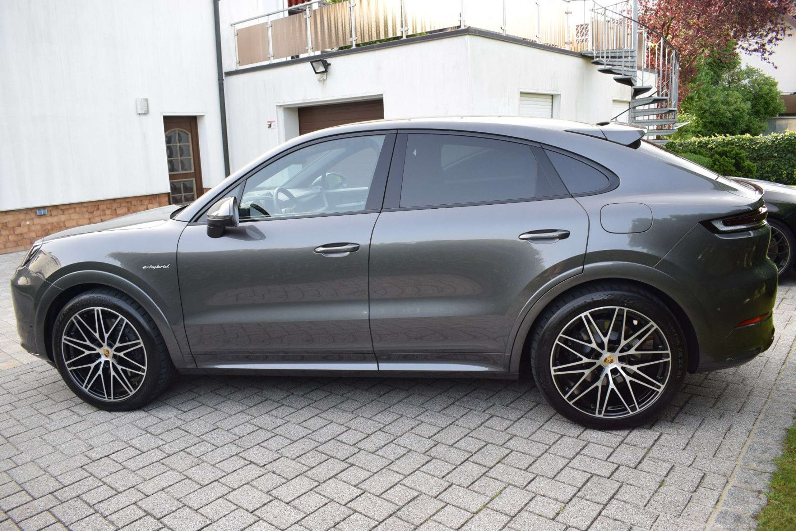 Porsche - Cayenne