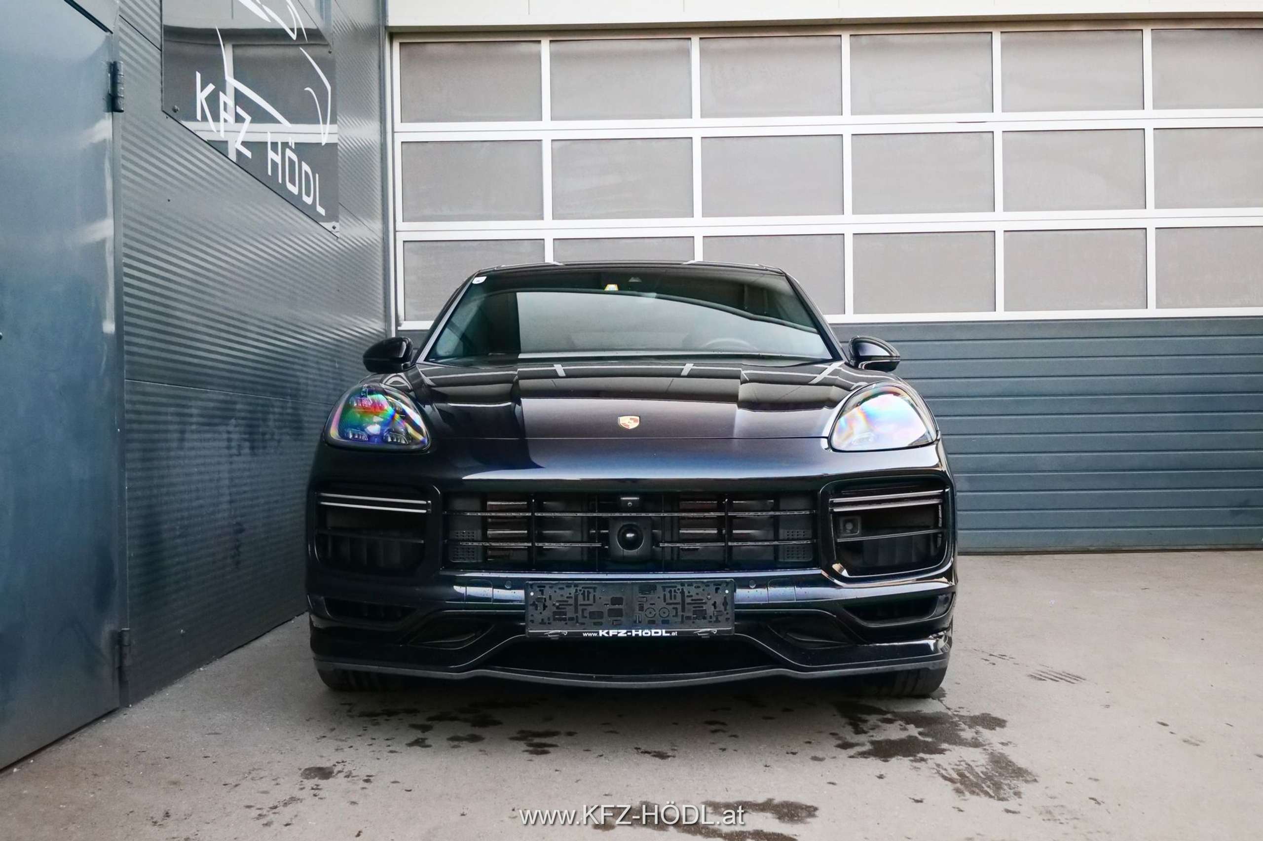 Porsche - Cayenne