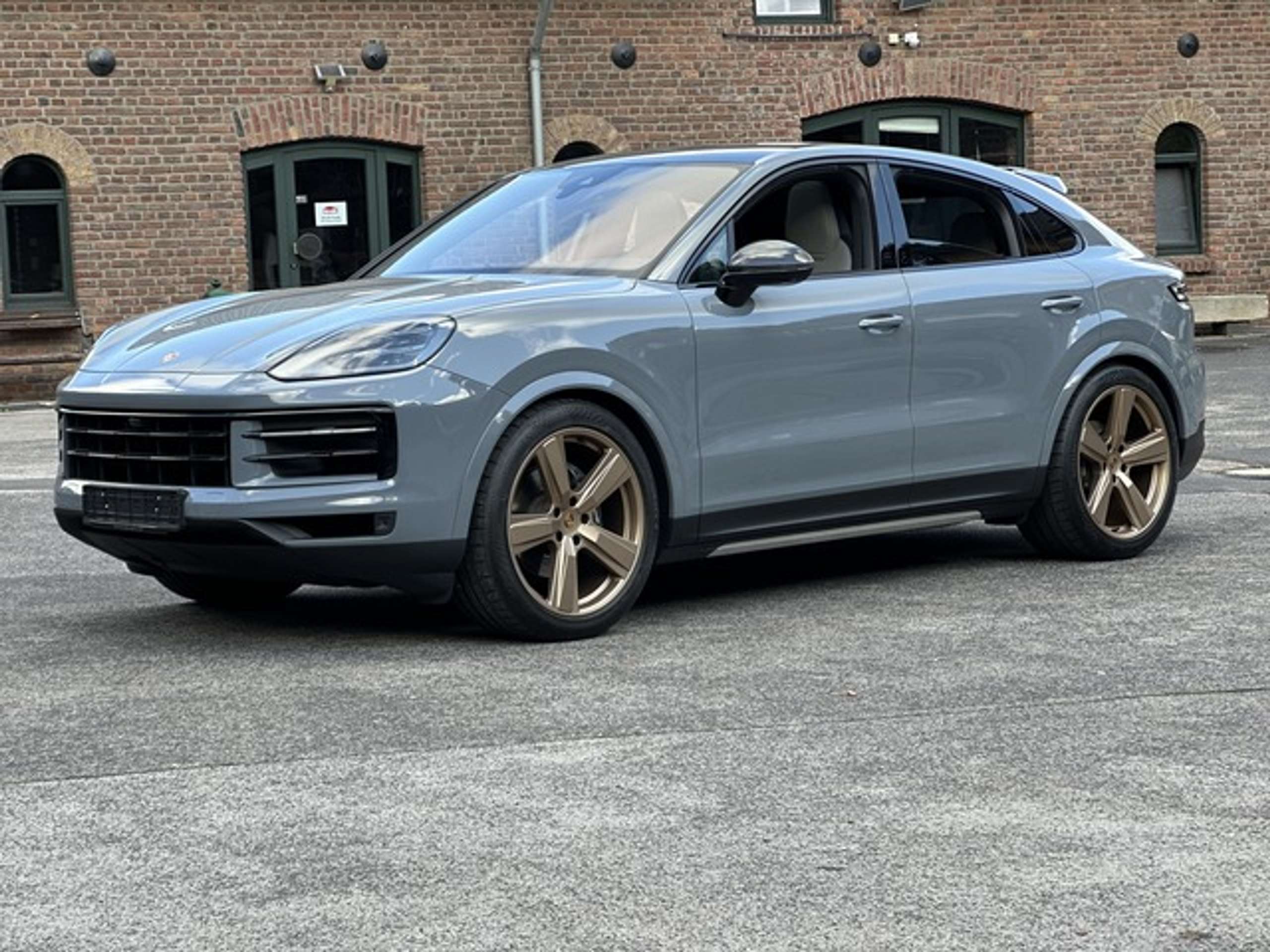 Porsche - Cayenne