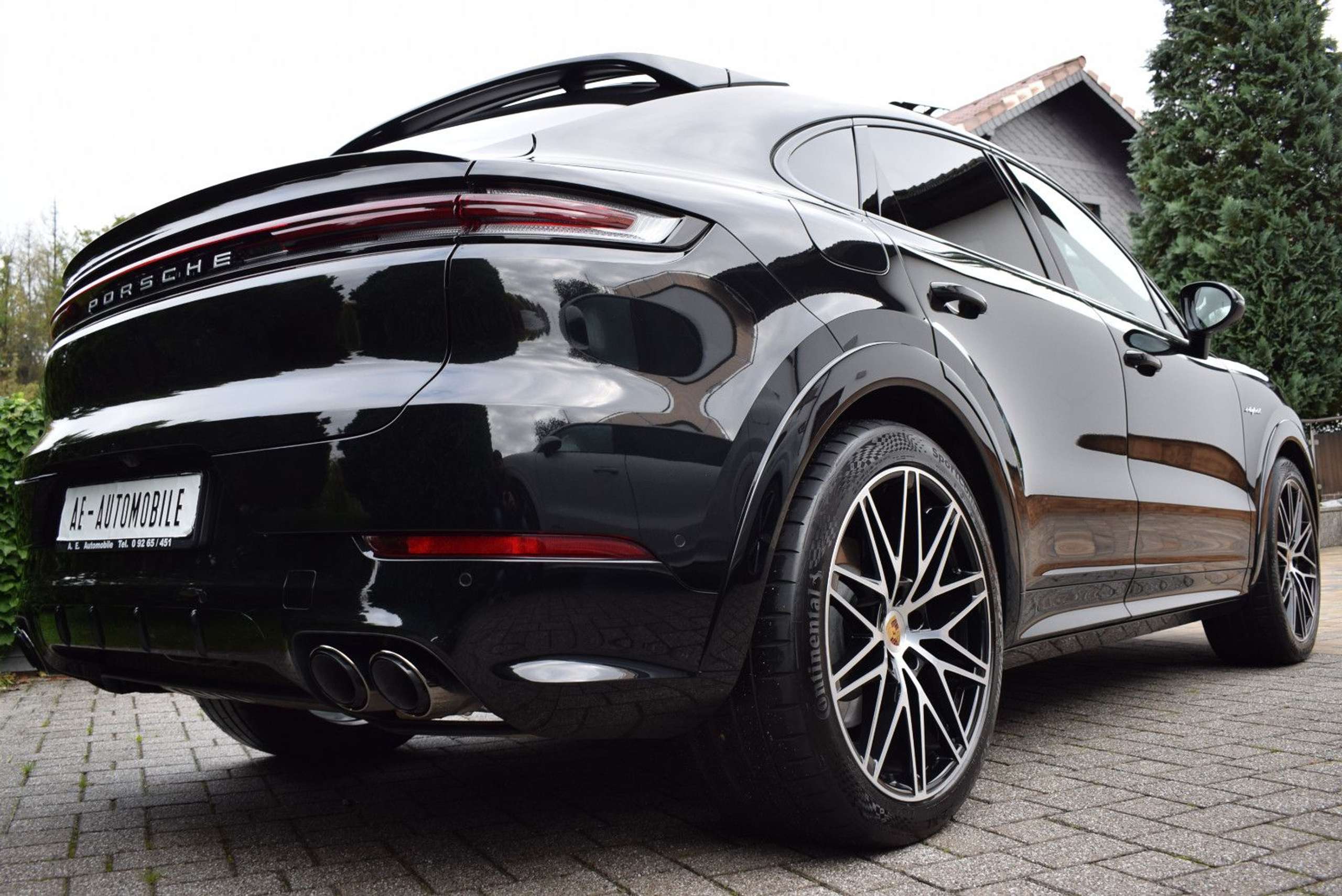 Porsche - Cayenne