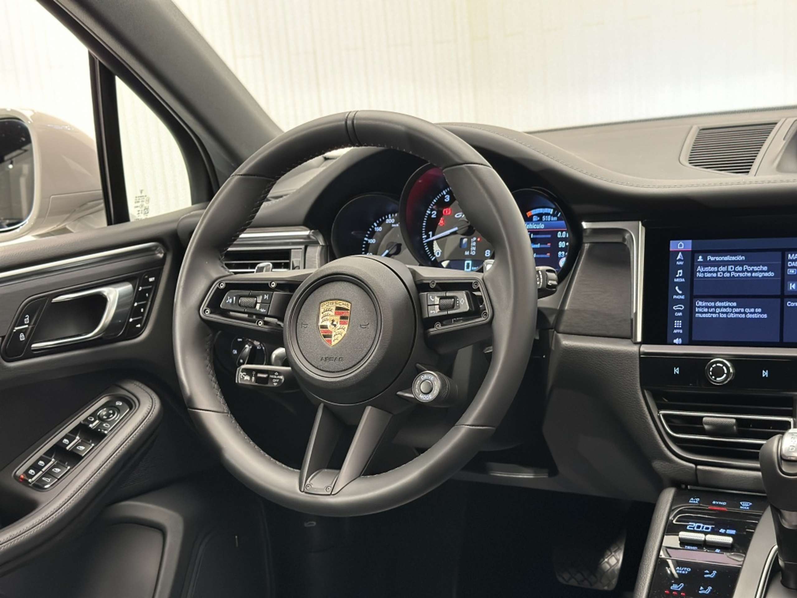 Porsche - Macan