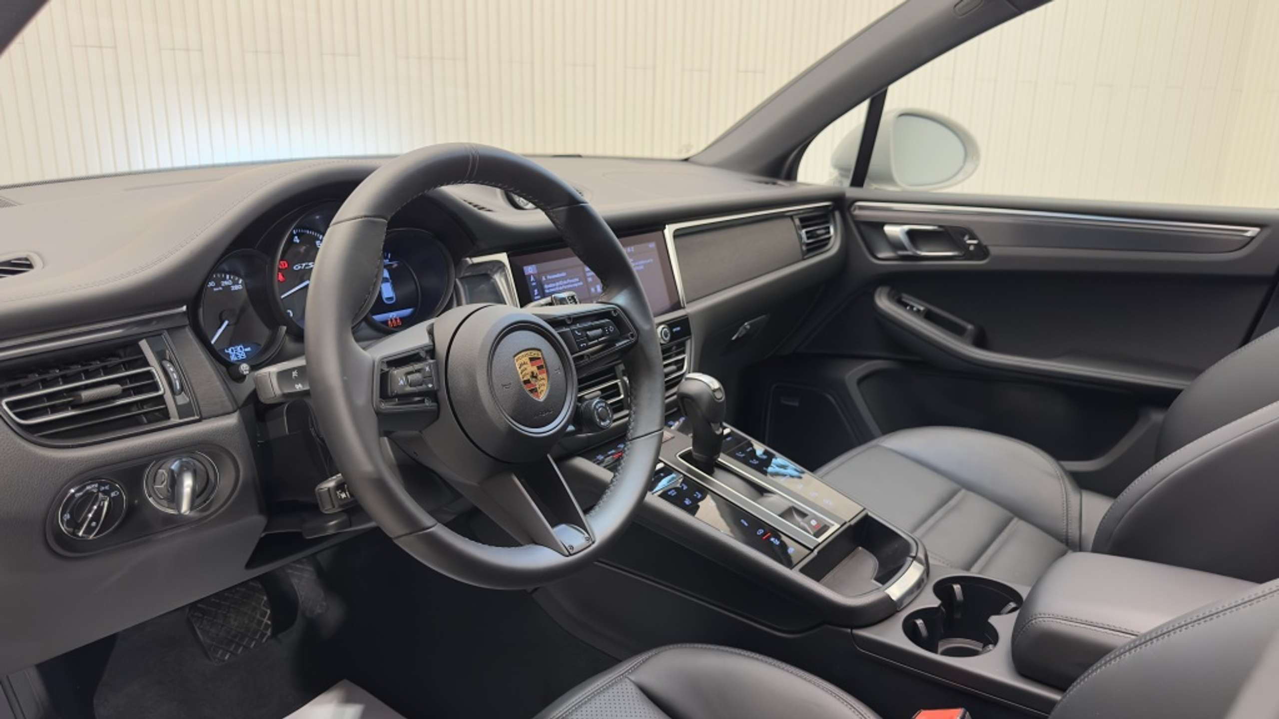 Porsche - Macan