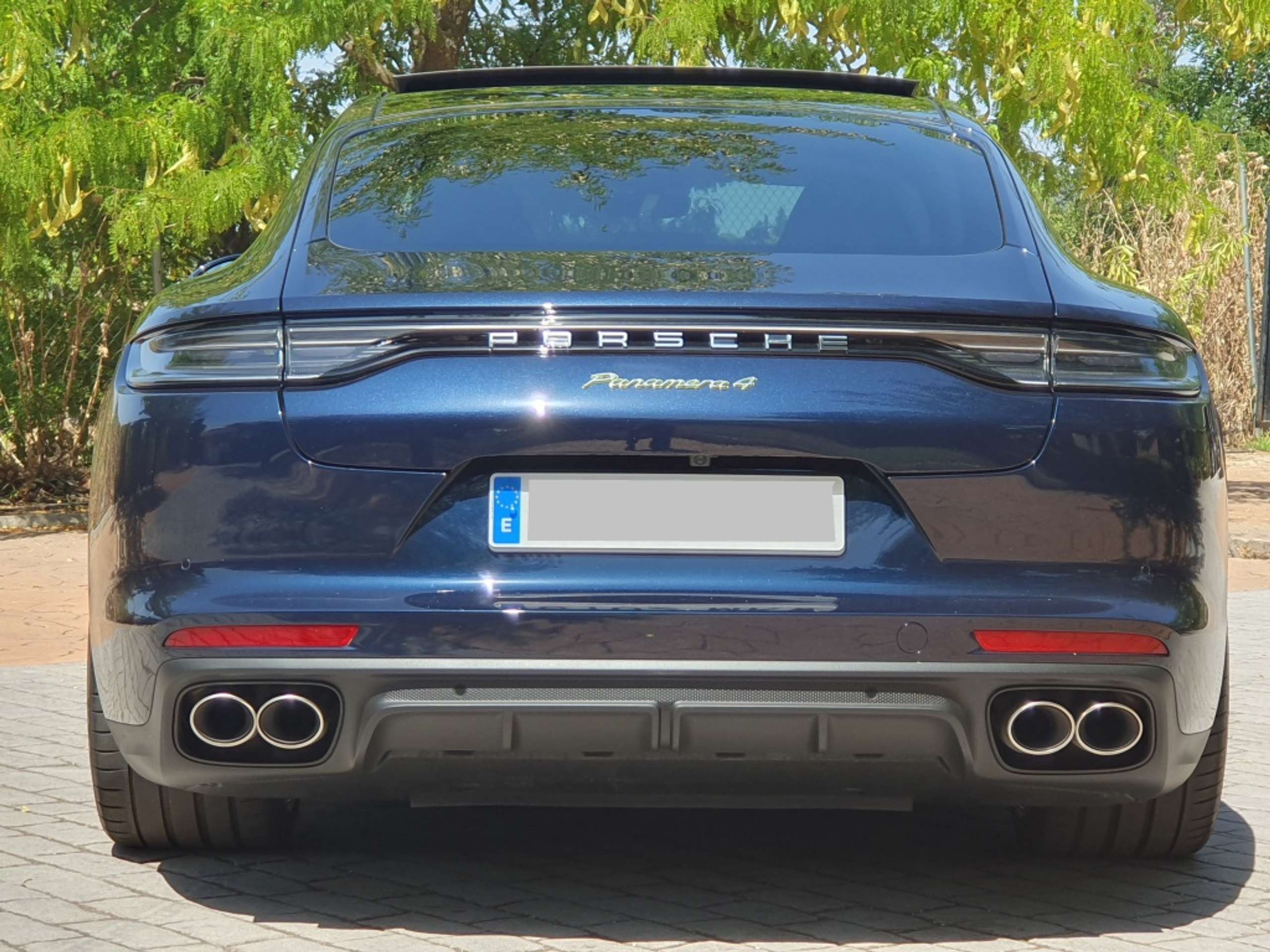 Porsche - Panamera