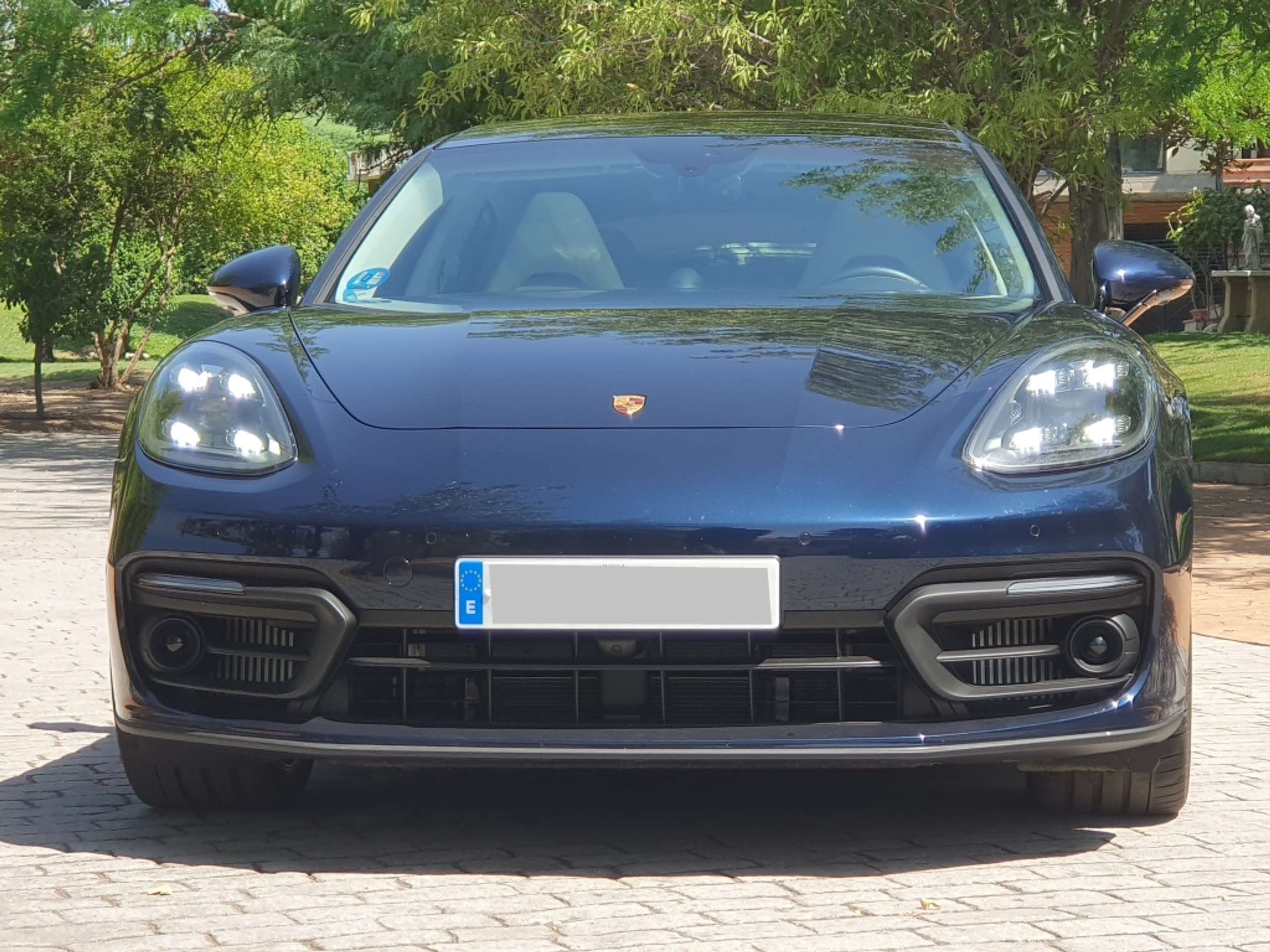 Porsche - Panamera