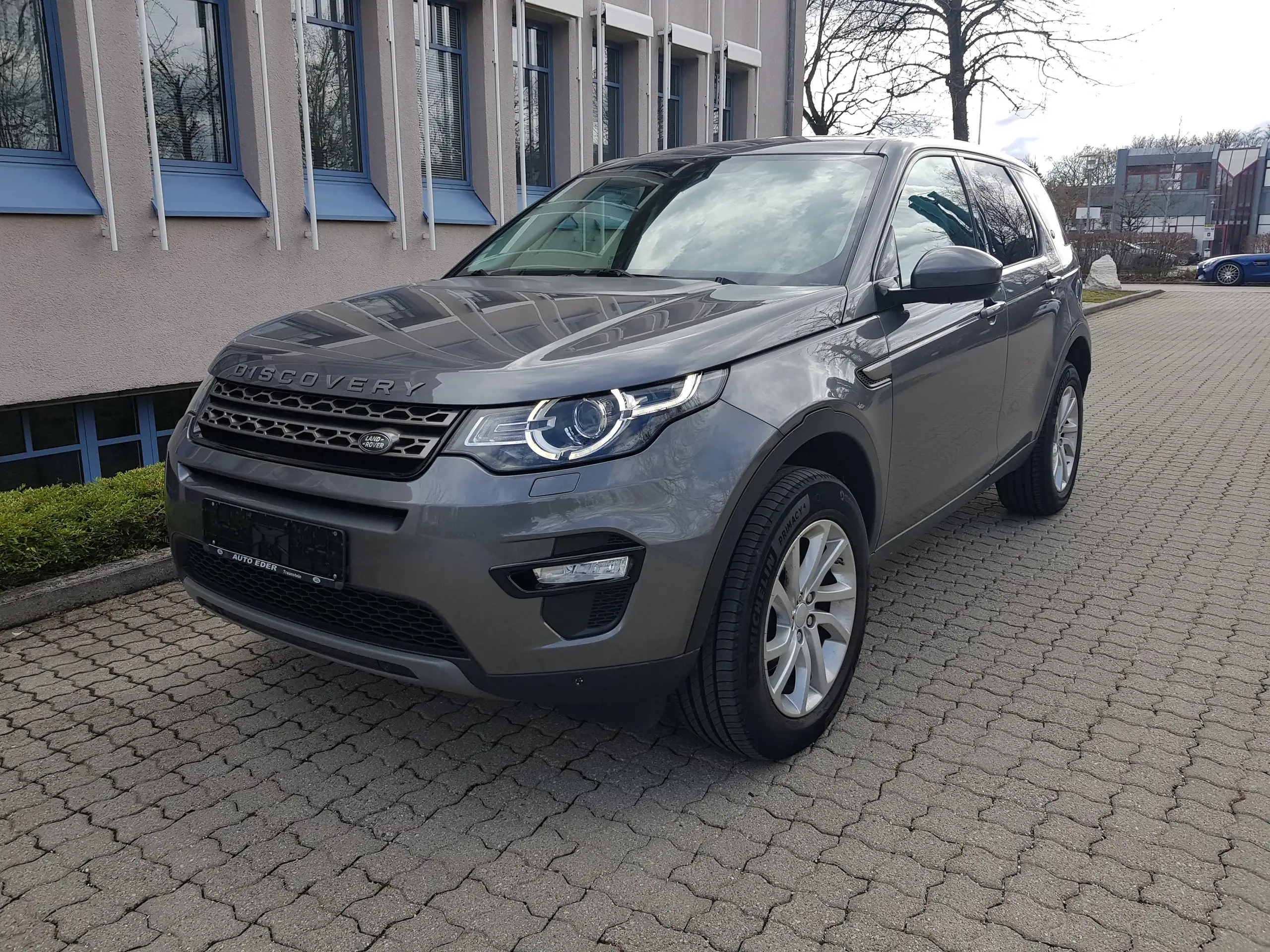 Land Rover - Discovery