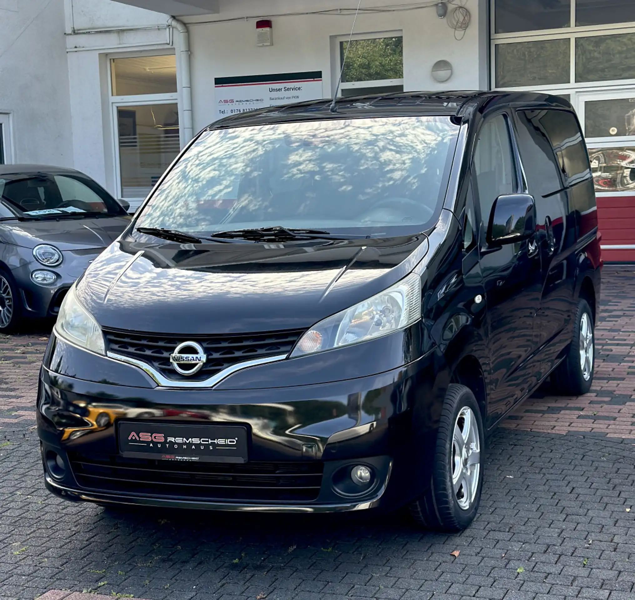 Nissan - NV200