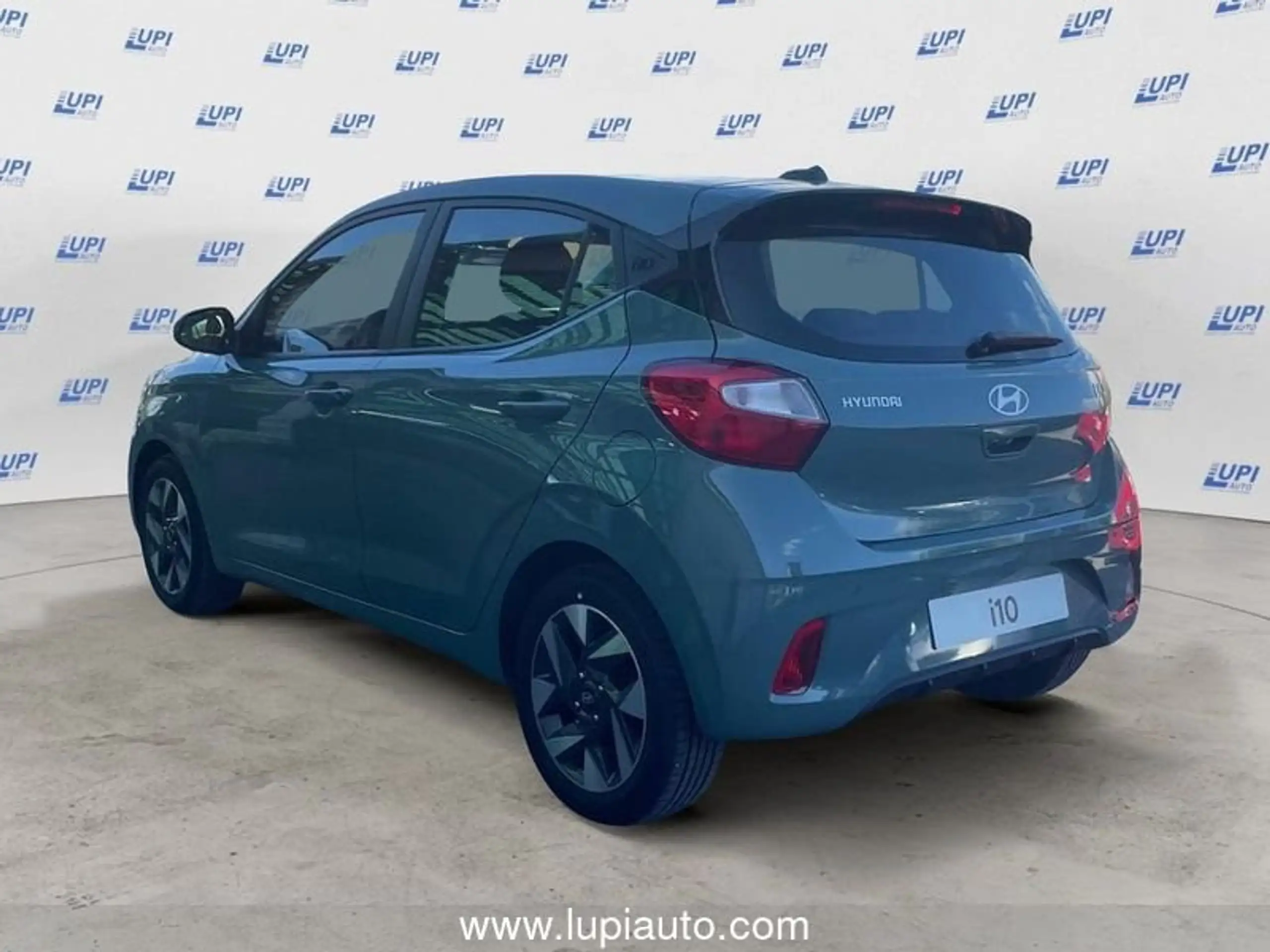 Hyundai - i10