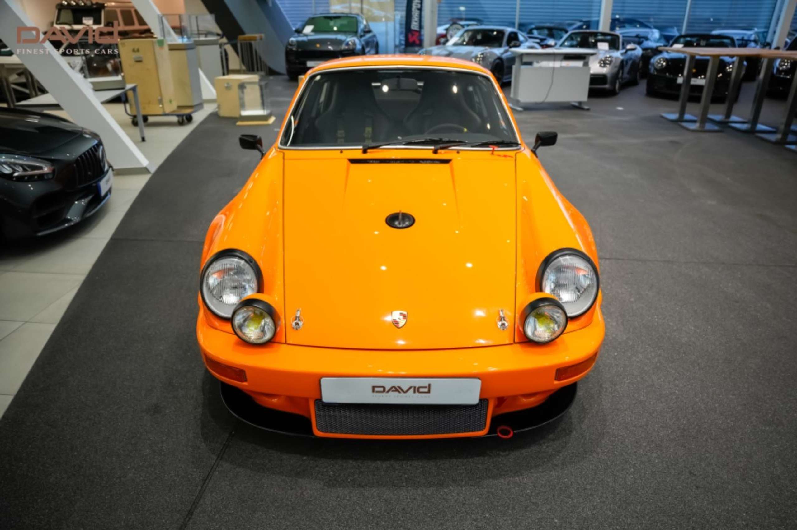 Porsche - 911