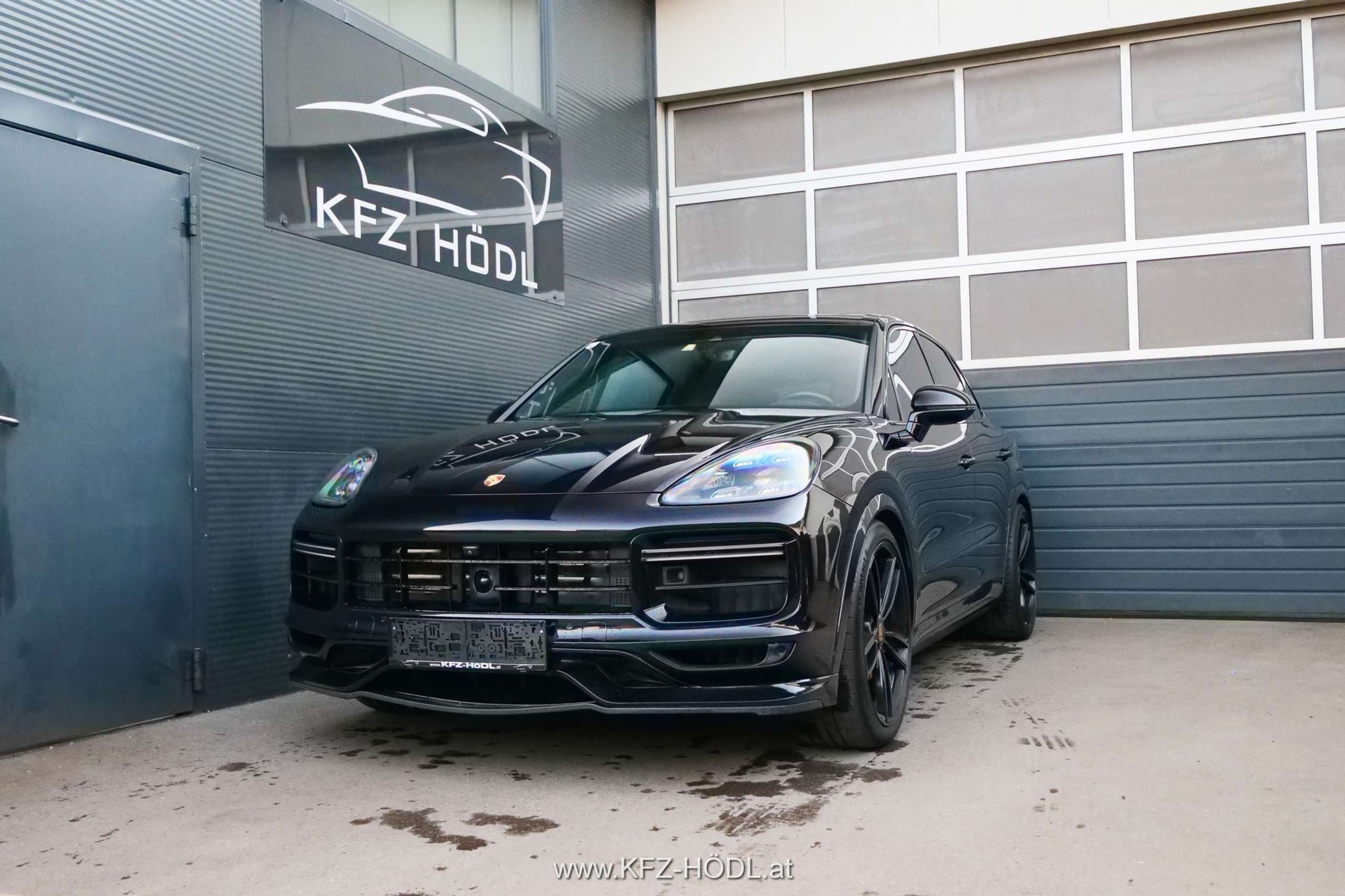 Porsche - Cayenne