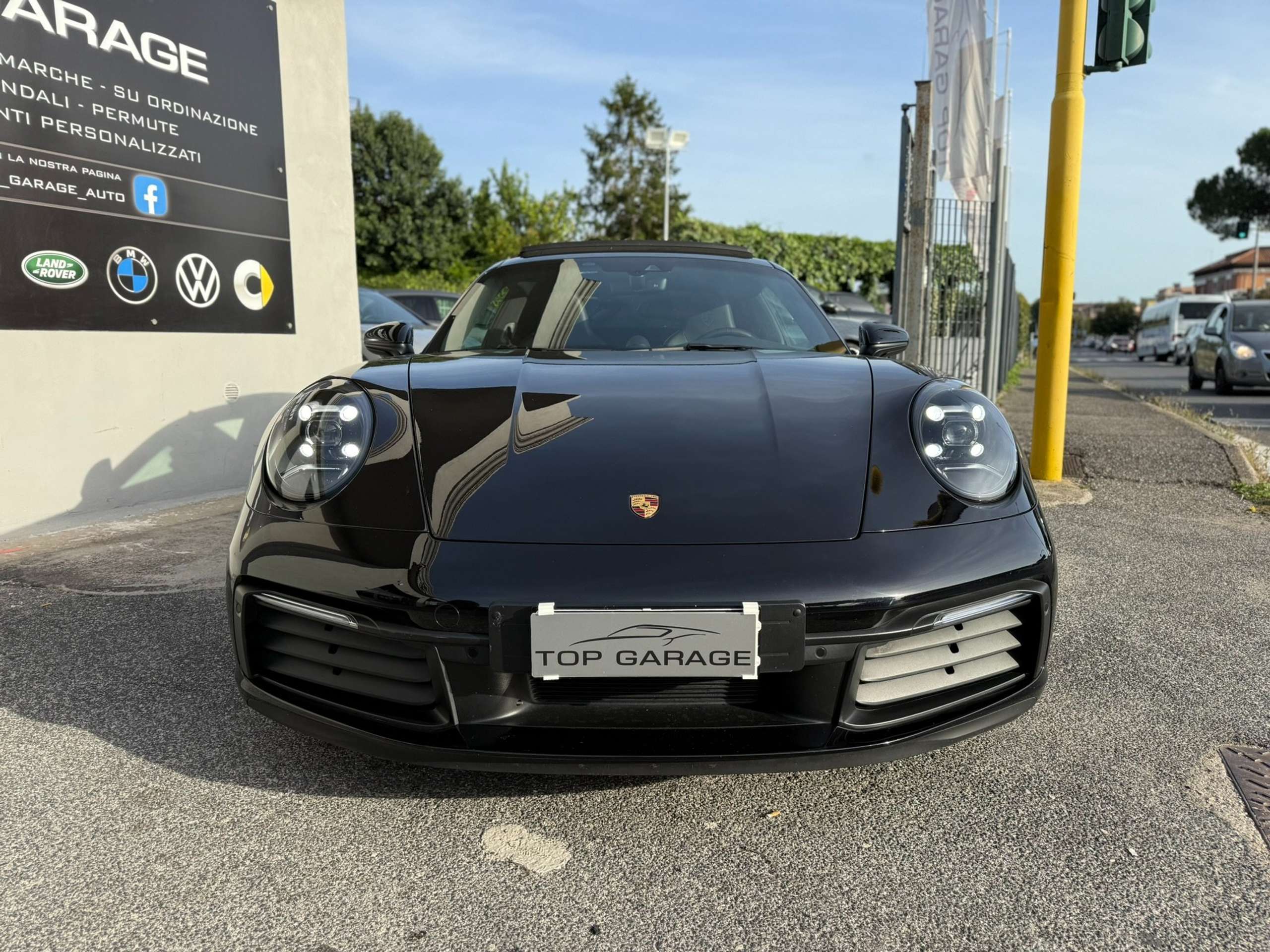 Porsche - 911