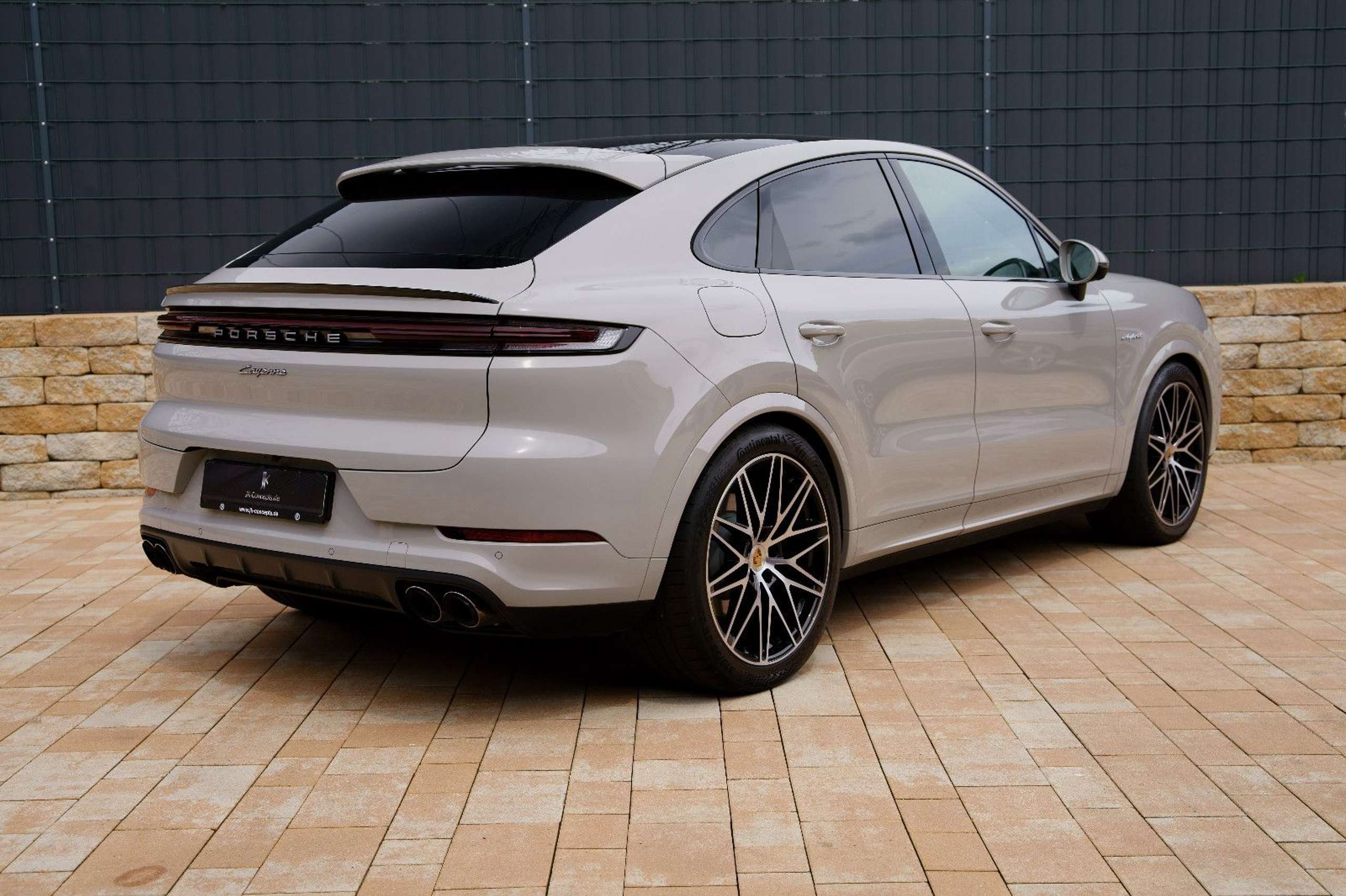 Porsche - Cayenne