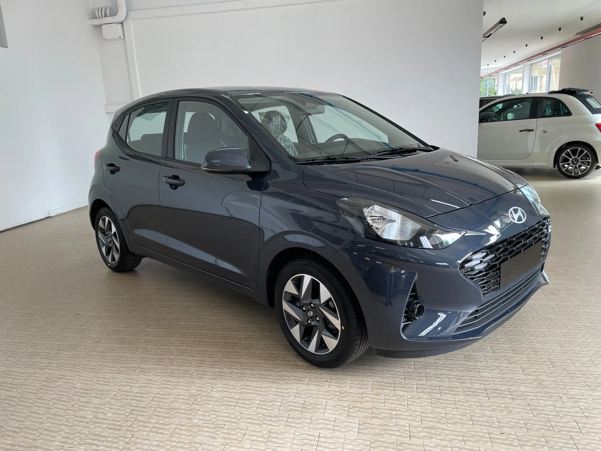 Hyundai - i10