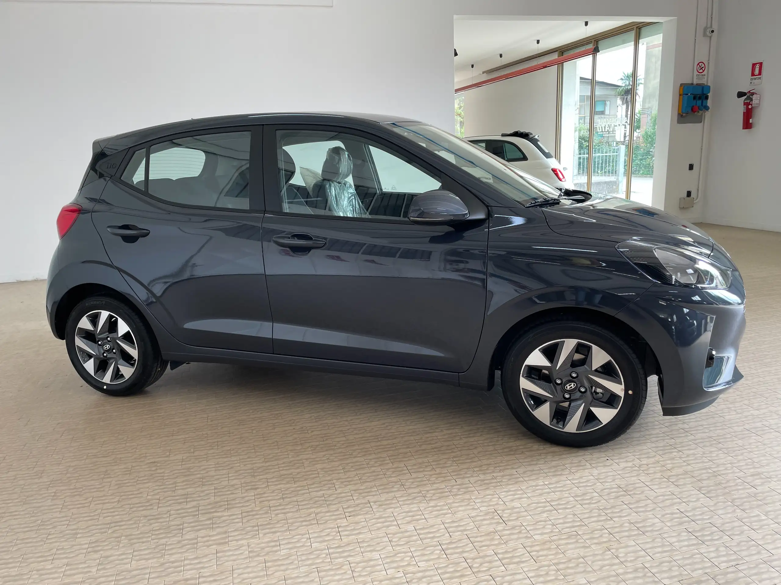 Hyundai - i10