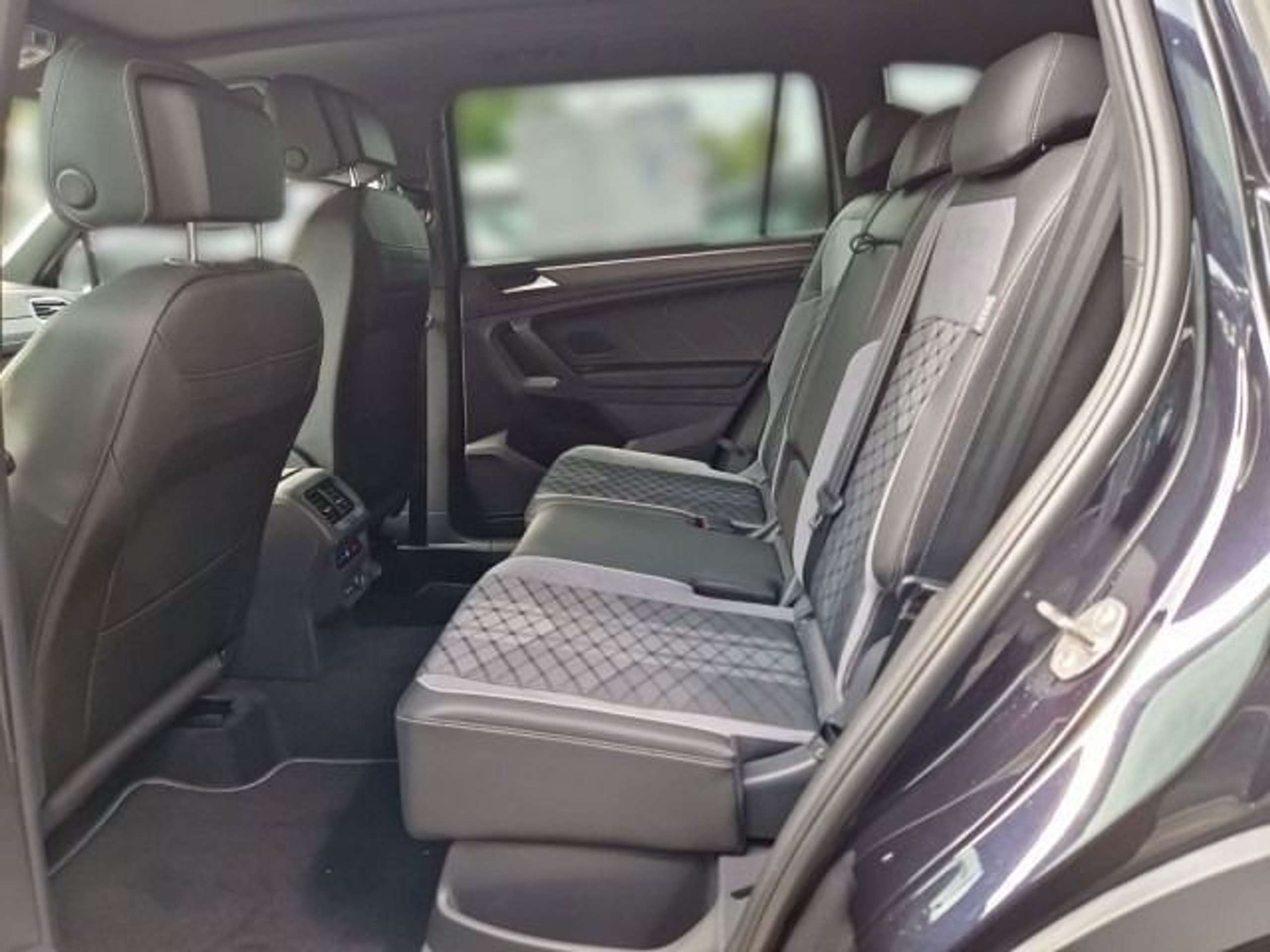 Volkswagen - Tiguan Allspace