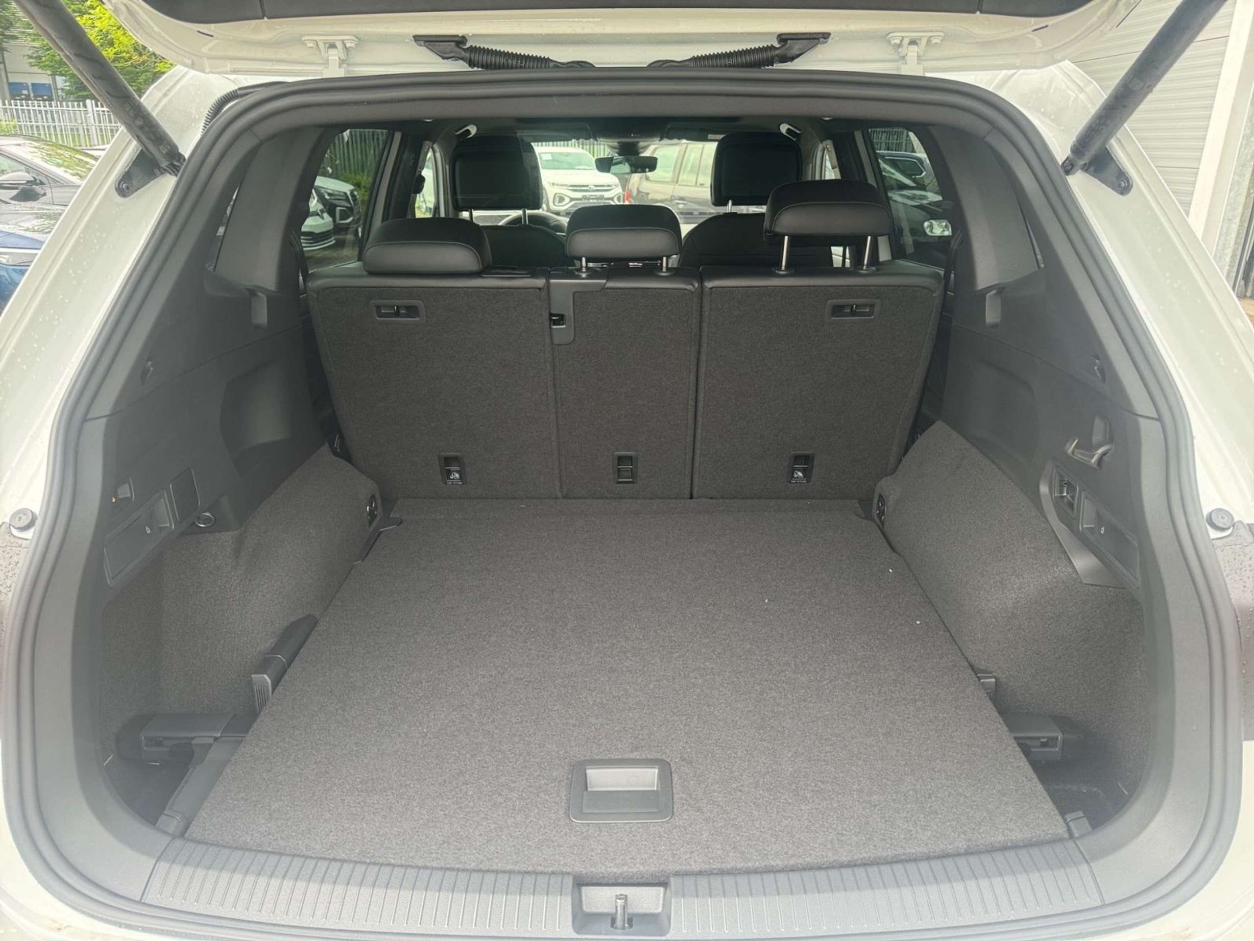 Volkswagen - Tiguan Allspace