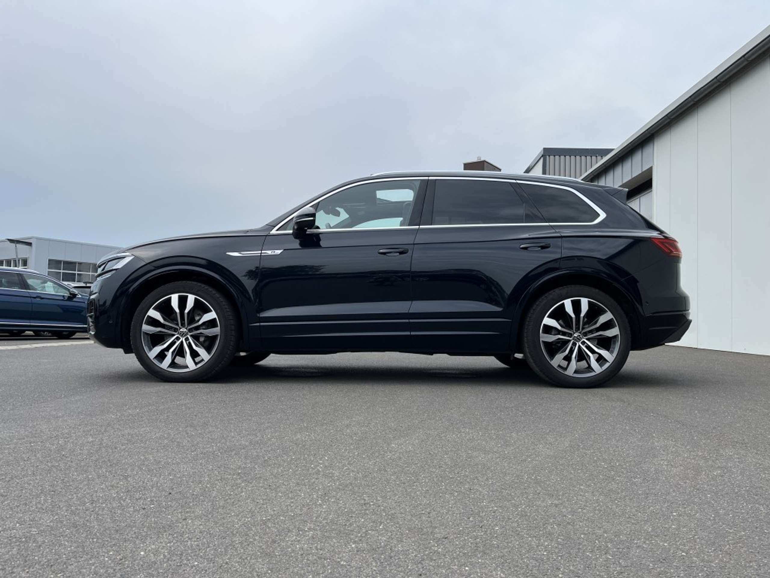 Volkswagen - Touareg