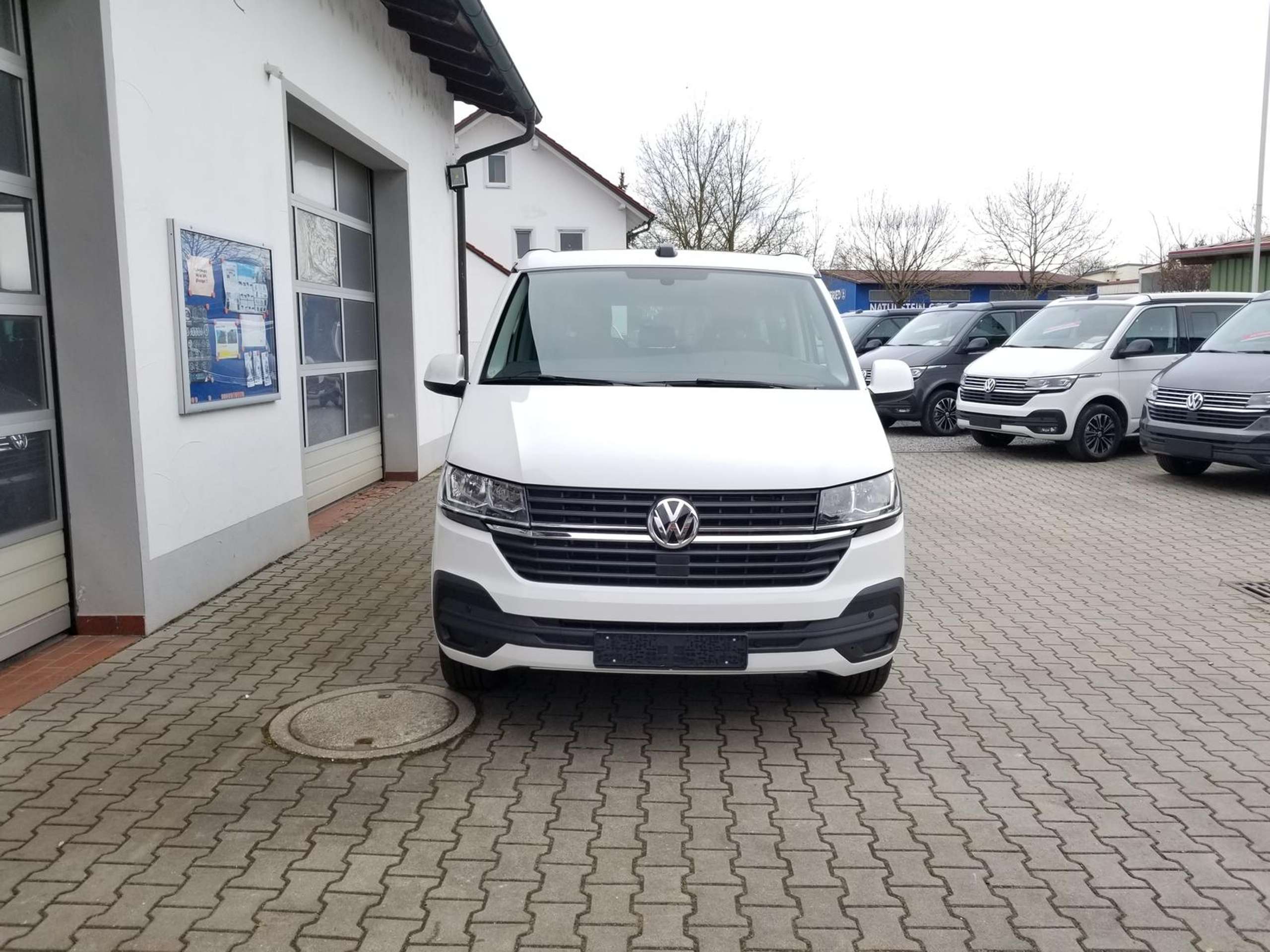 Volkswagen - T6.1 California