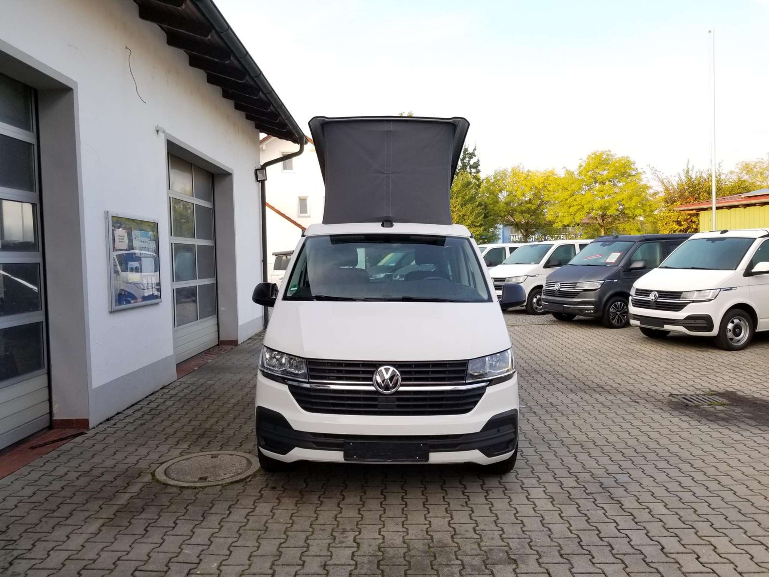 Volkswagen - T6.1 California