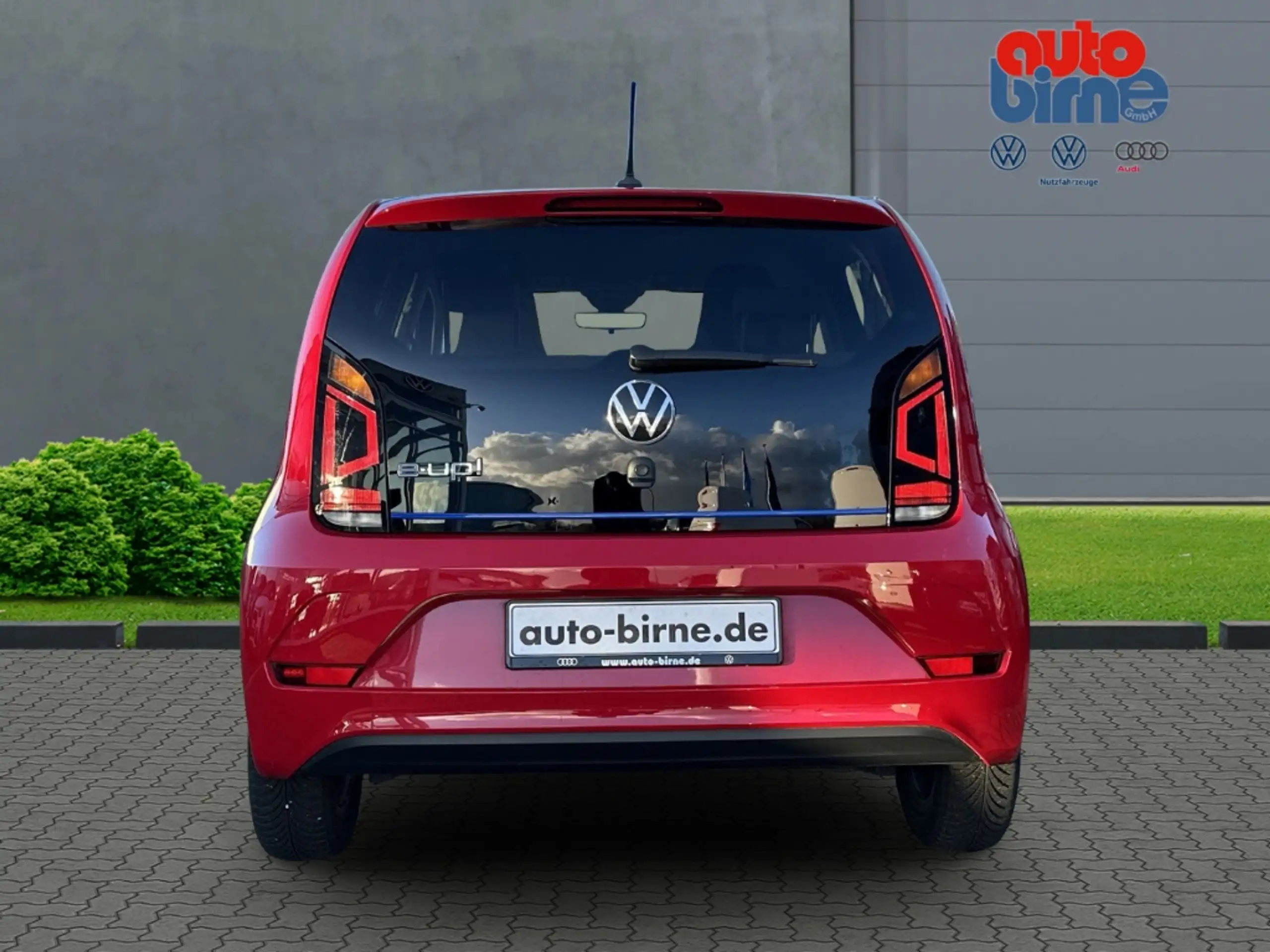 Volkswagen - e-up!