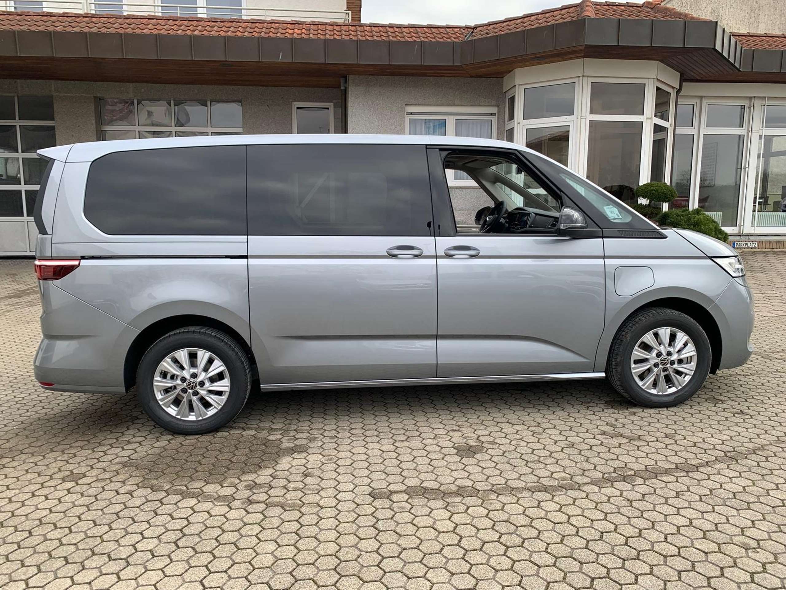 Volkswagen - T7 Multivan