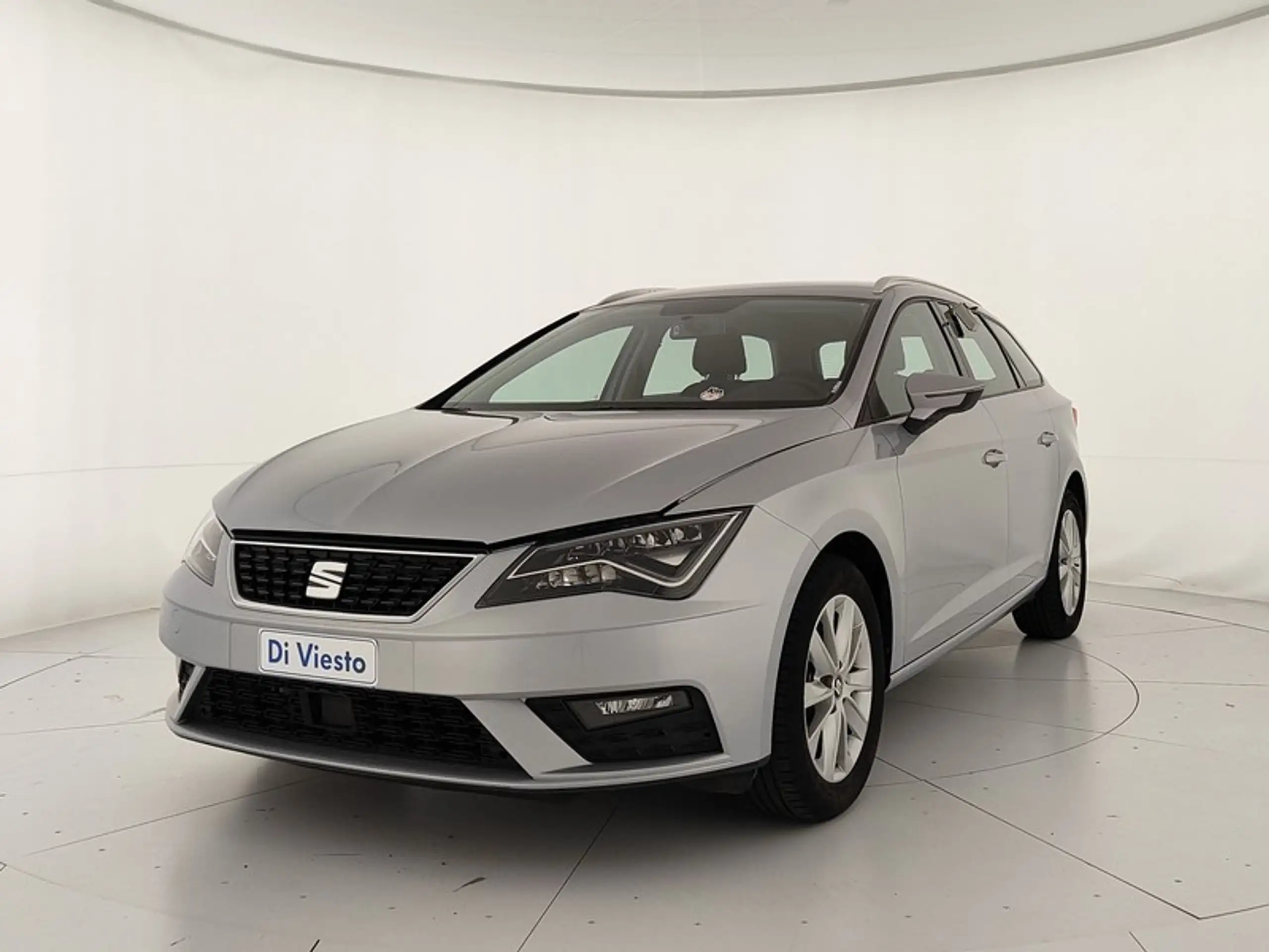 SEAT - Leon