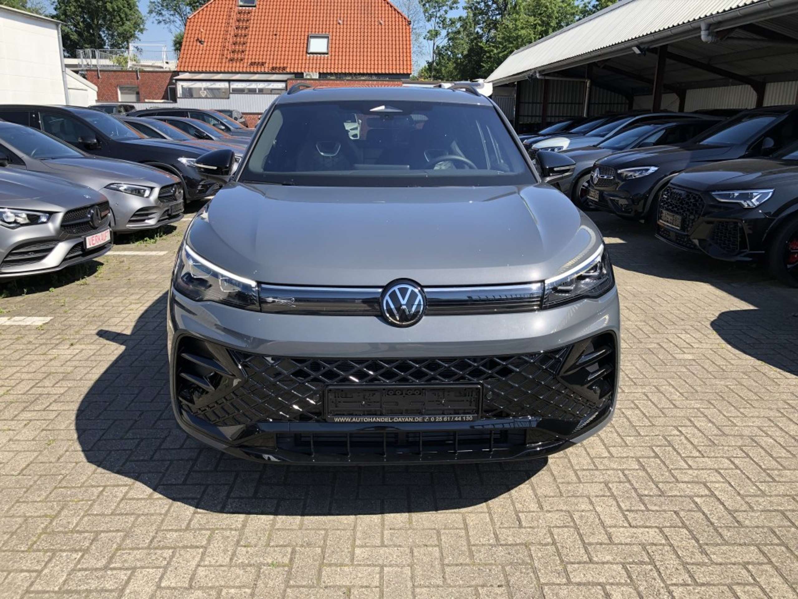 Volkswagen - Tiguan