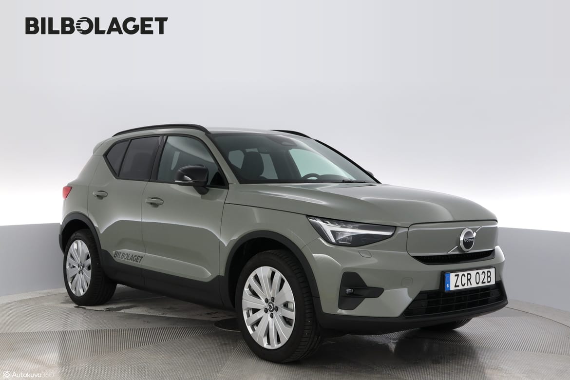 Volvo XC40 2025 